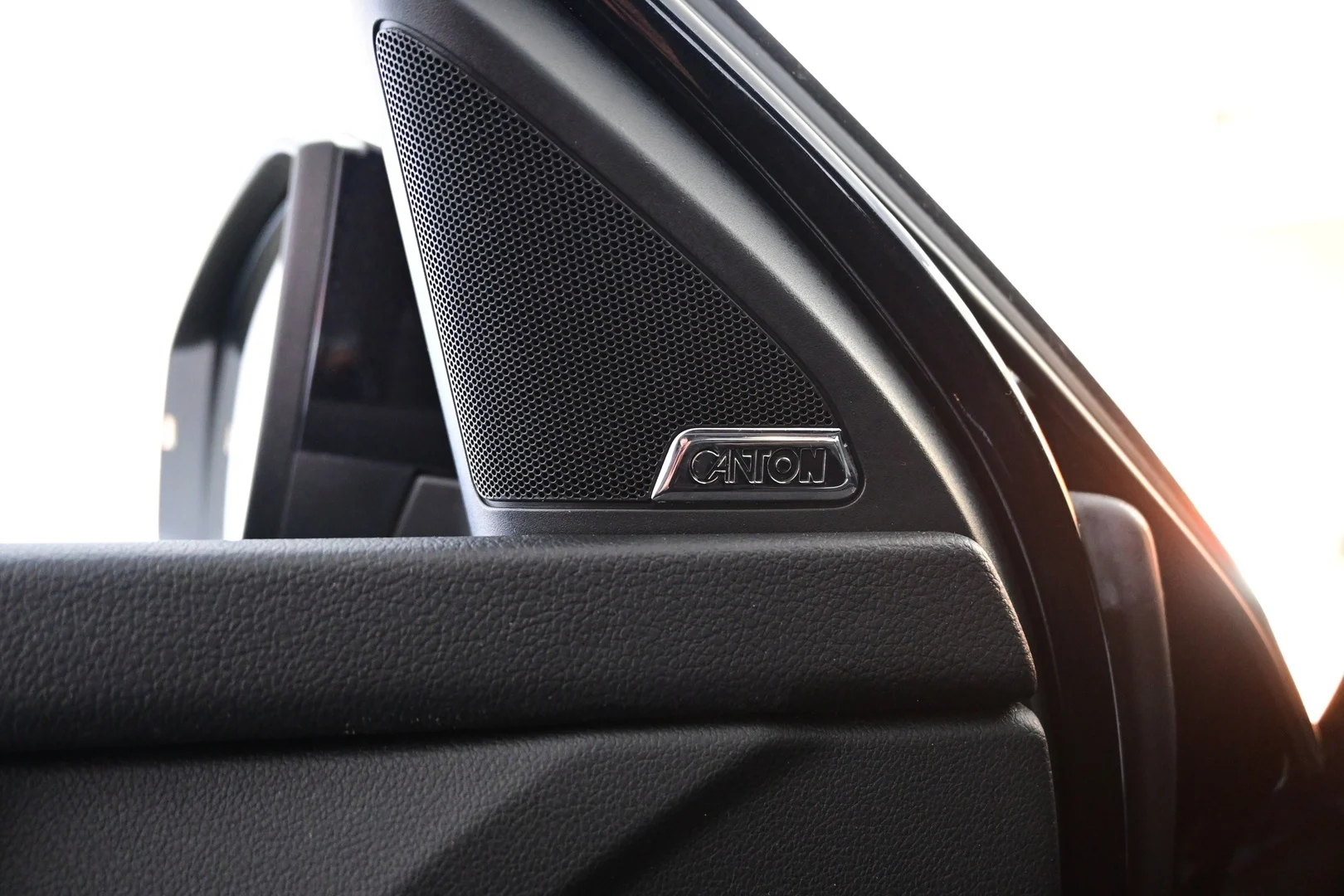 Car Image - wbpmUZoNNTCCfdasN7FB1