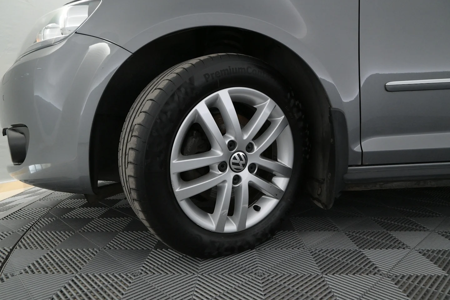 Car Image - 6I2hbpLMAWjQjxMWZDIC42