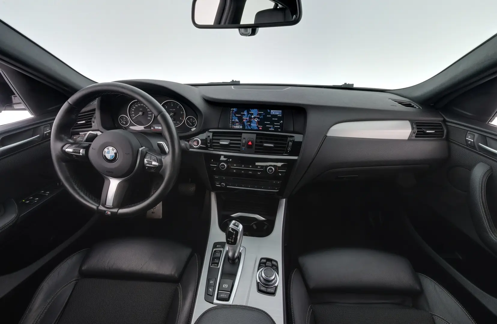 Car Image - 3bUTMojxKJzqC2QHhIrDre