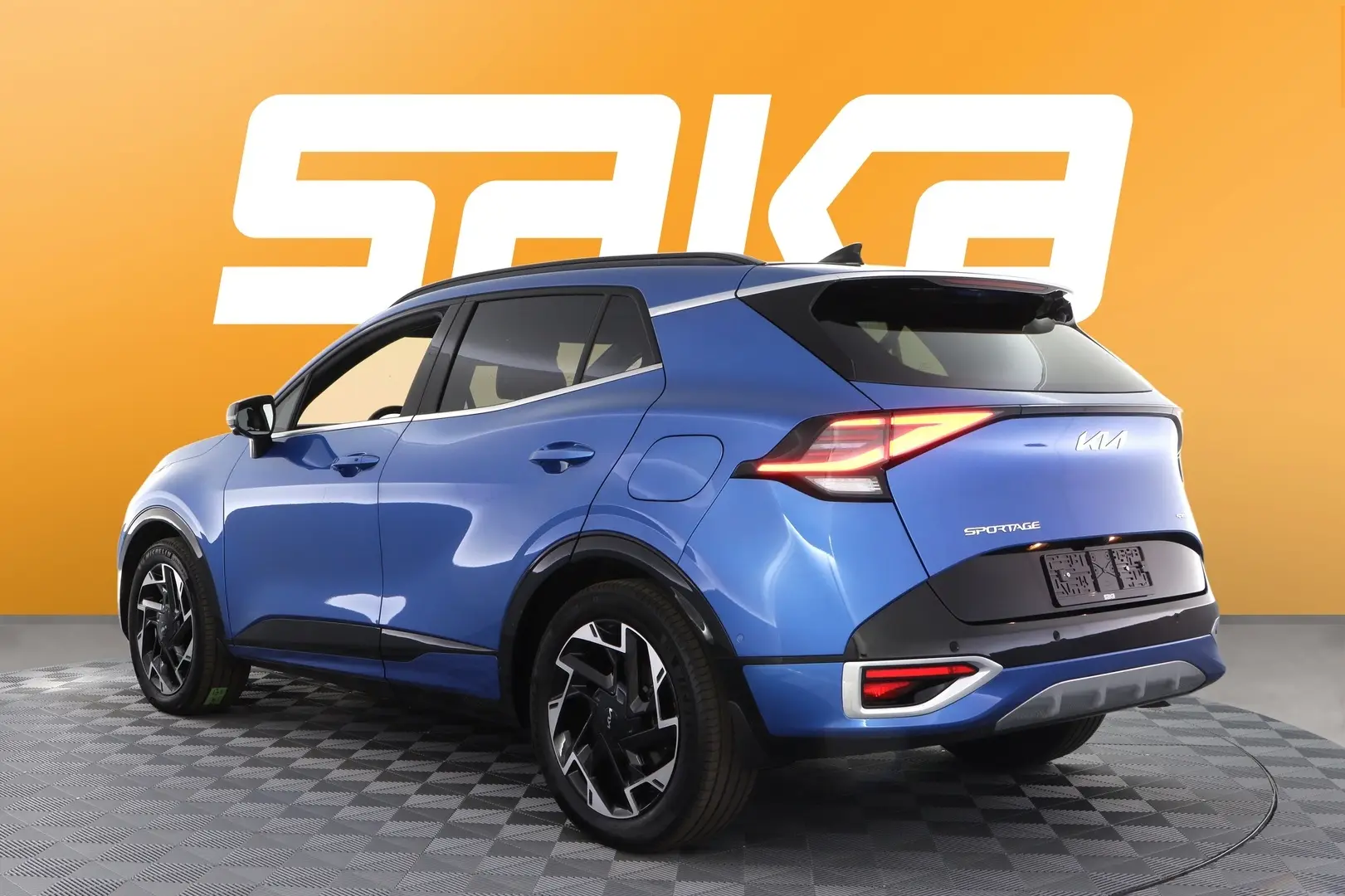 Car Image - 4g0aWrBQ9fbCSnPAxt8l3i