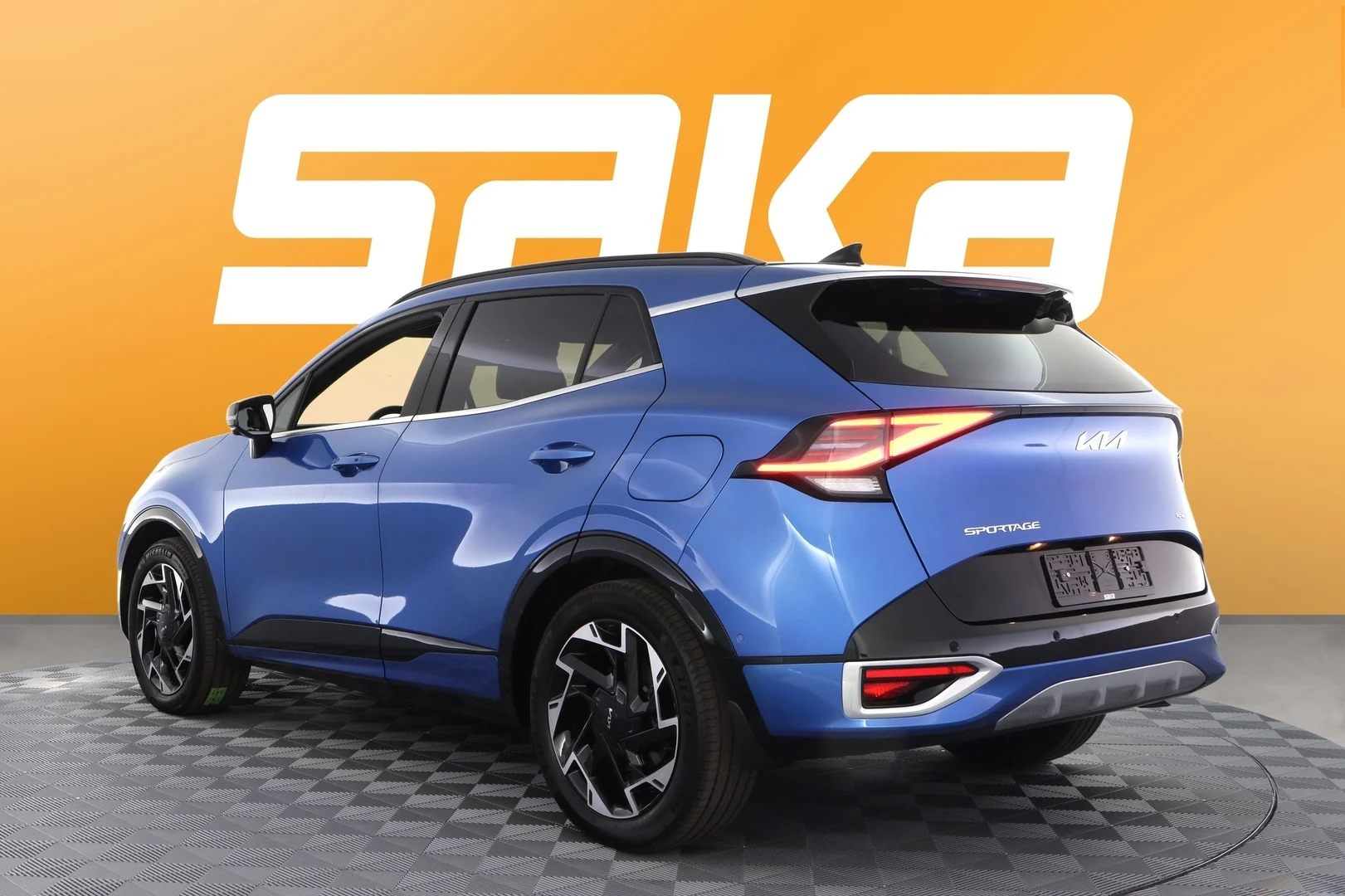 Car Image - 4g0aWrBQ9fbCSnPAxt8l3i