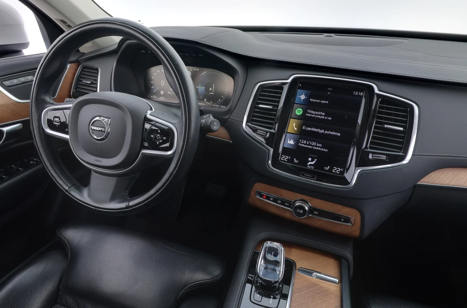 Car Image - 2MBbTSDhgg1PyLUQXcRg6E