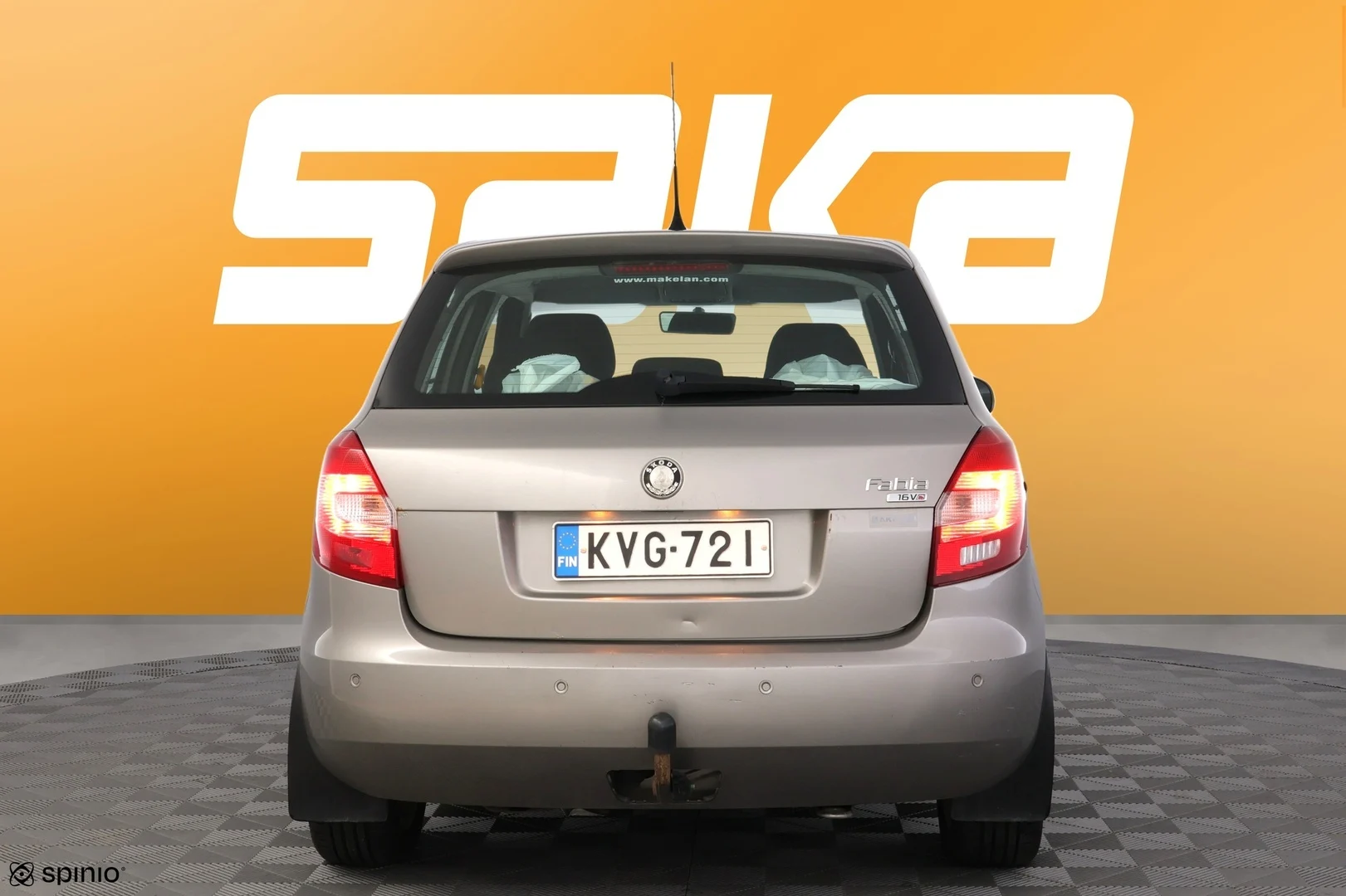 Car Image - 3nKXAnSw5LxPCF7HDJg0V5