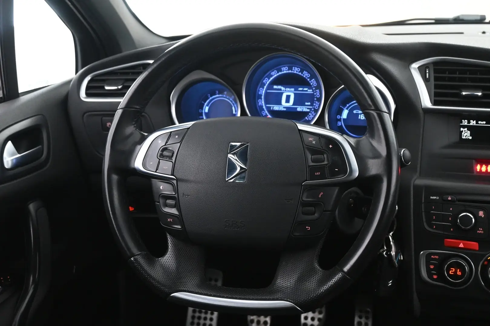 Car Image - 2asm22Y6d2rcJPq2llw8tb