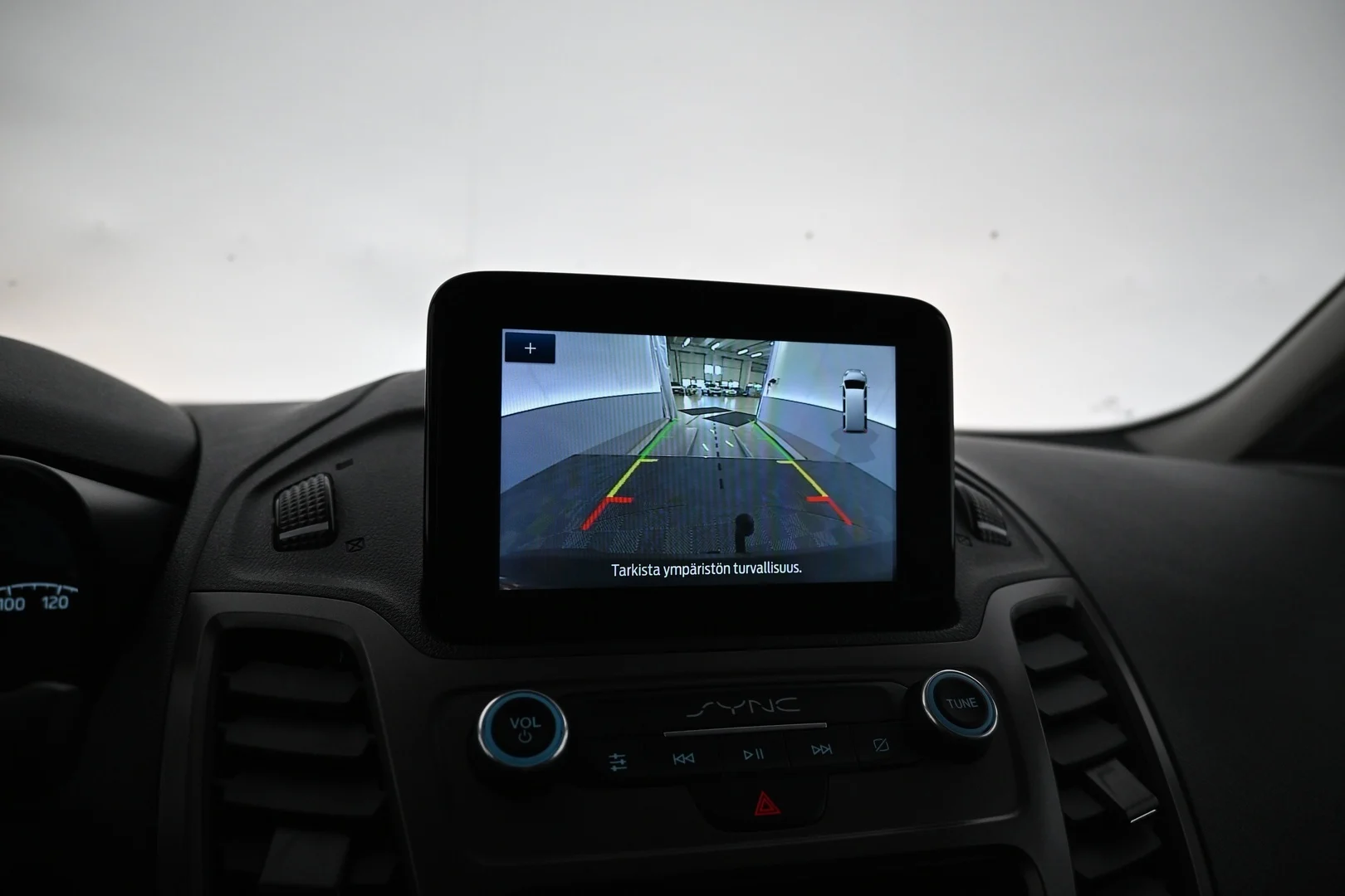 Car Image - UTRsnntOquSmOyDcFbVn8