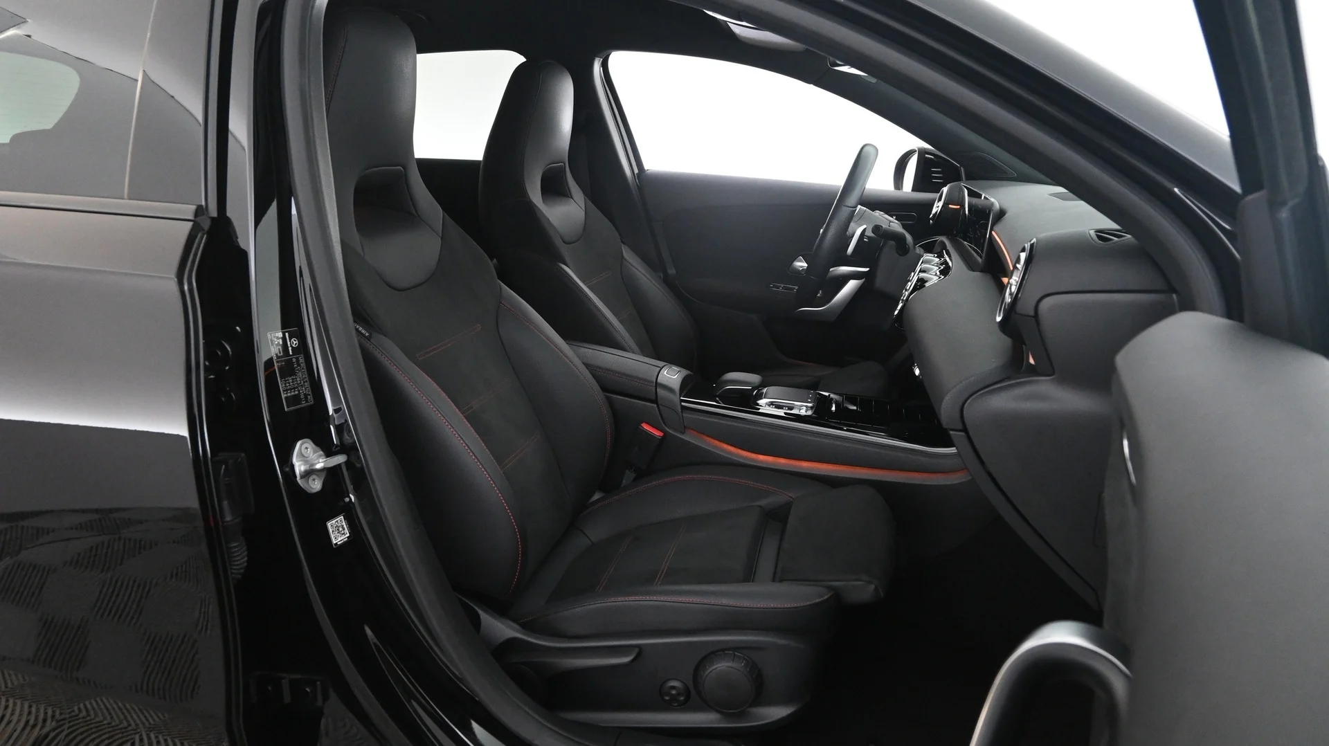 Car Image - 01vJkDP4rqD4trGXRVpvEa