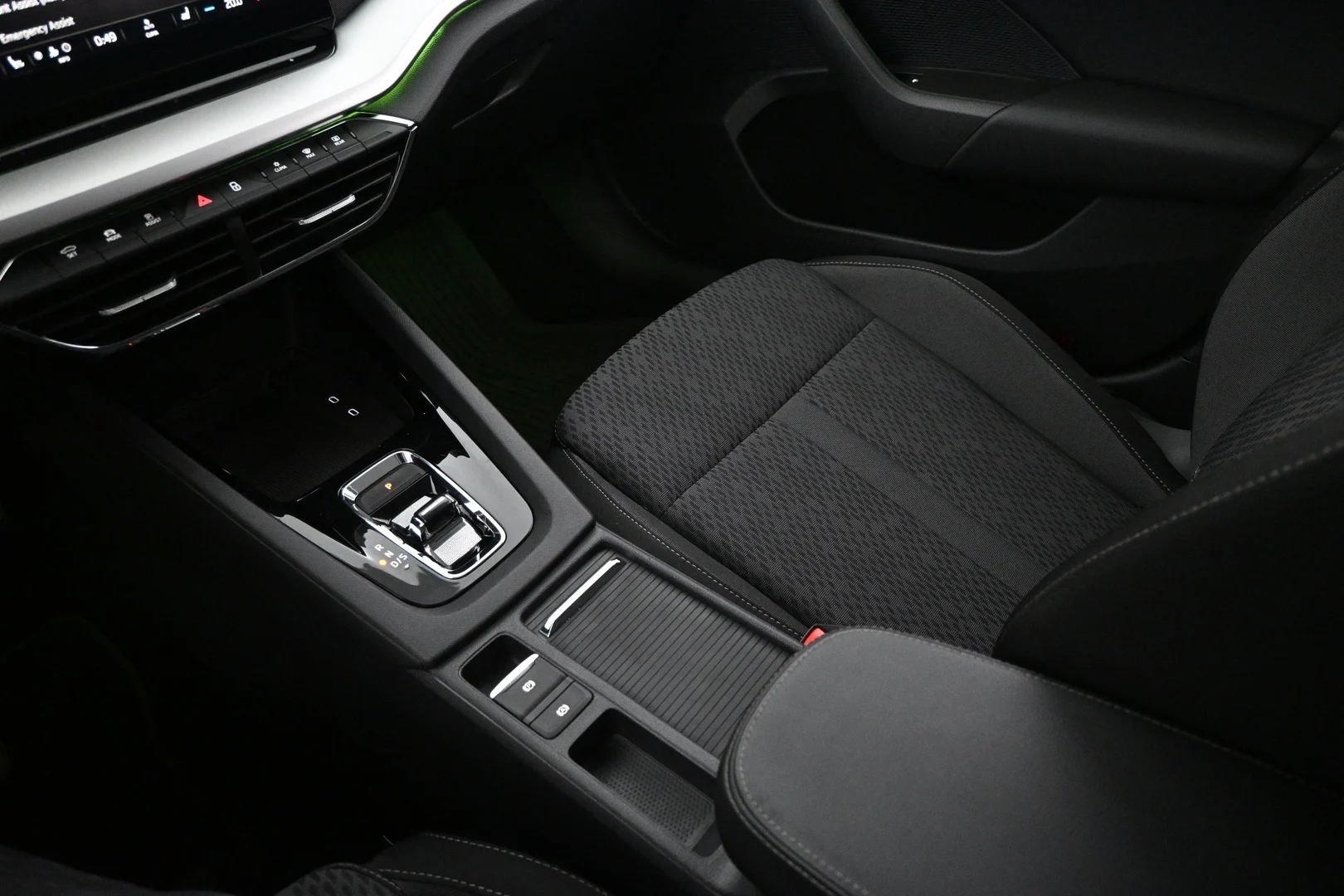 Car Image - 5whEvDPqajI7yJEuqdG7oI
