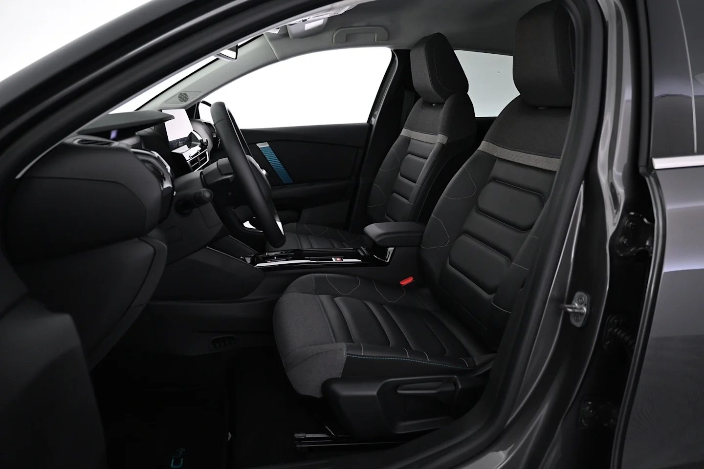 Car Image - 7fsb9FUQ3vSwmho0RvmZ9