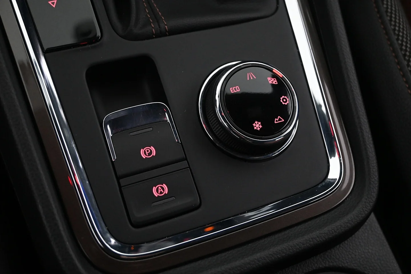 Car Image - 5CA2gRbFarKGlUvuaQ23wO