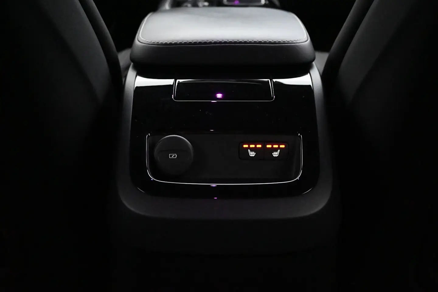 Car Image - 3SVxbfOh7HA7nkTtKdKJWR