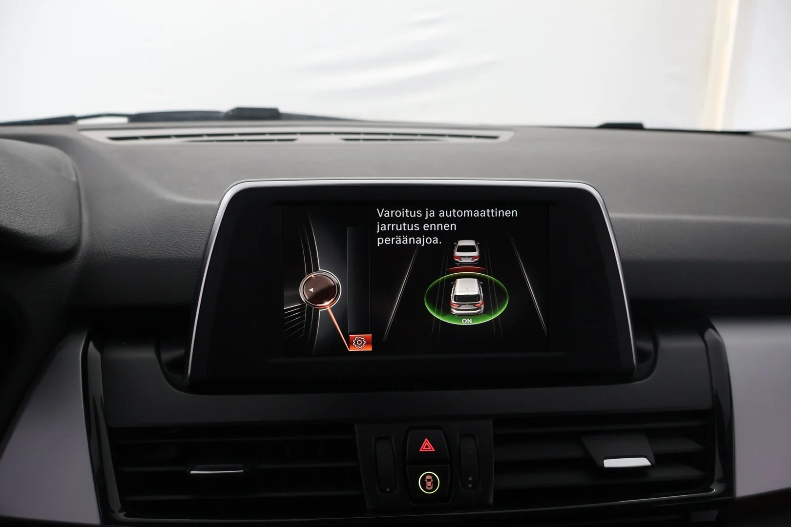 Car Image - 4fKCMKte8qnqNEjqPrce6c