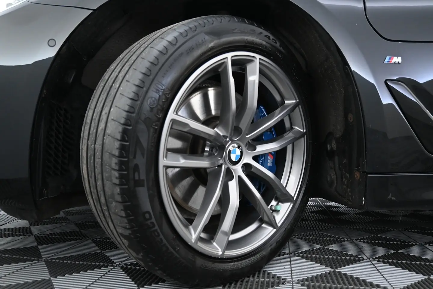 Car Image - 6fJmAJqmklSjMDqw4dto6f
