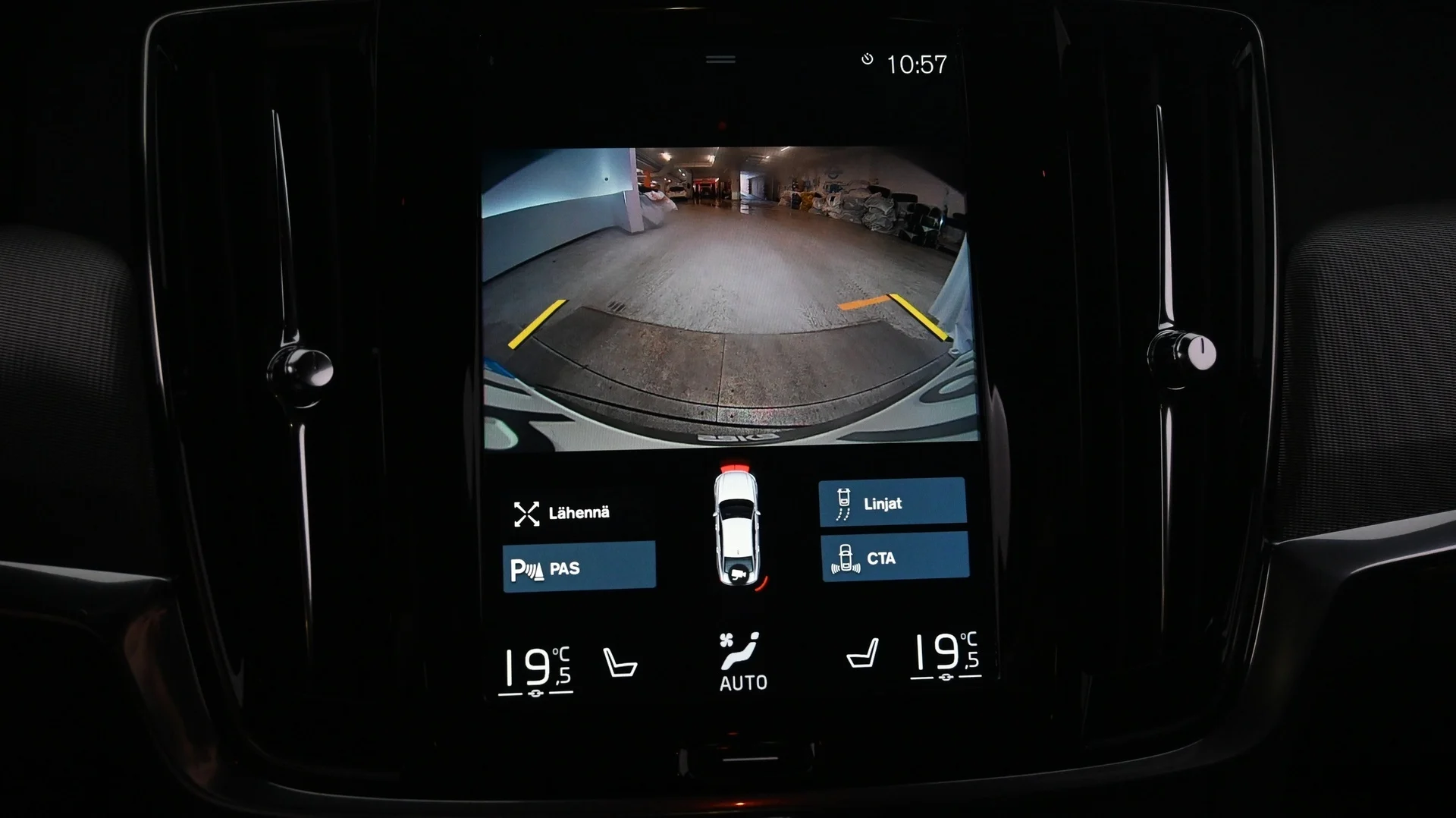 Car Image - 7uA1qSiMrZqz8cOSy1V6cZ
