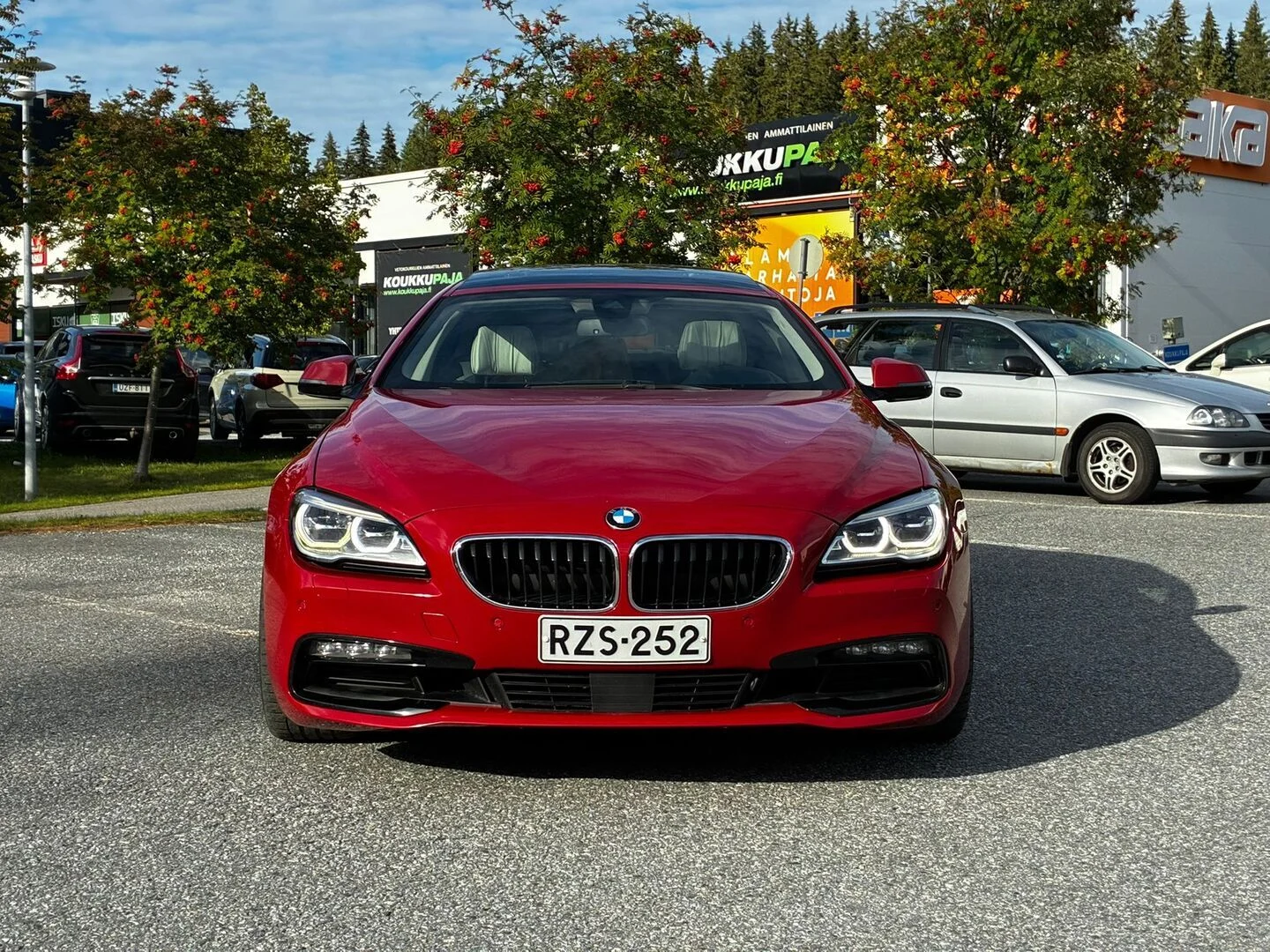 Car Image - 7LdyuK812kDRzoSNNe7OPS