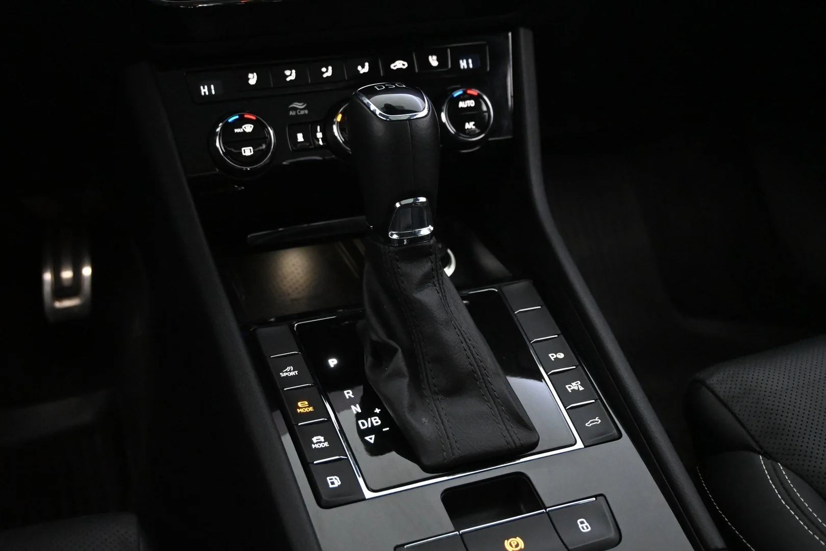 Car Image - 5PLYVYvykWJPMKQ0S0vq1E