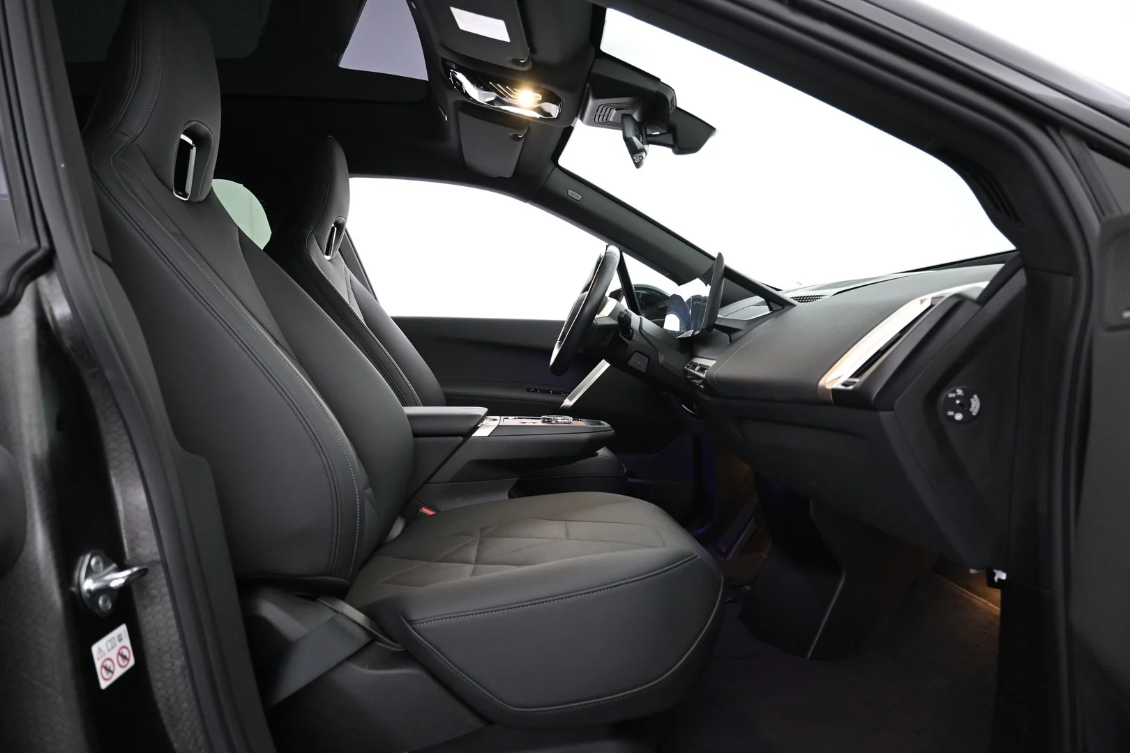 Car Image - 3LESQkJxhOENf3W5RFI6Kp