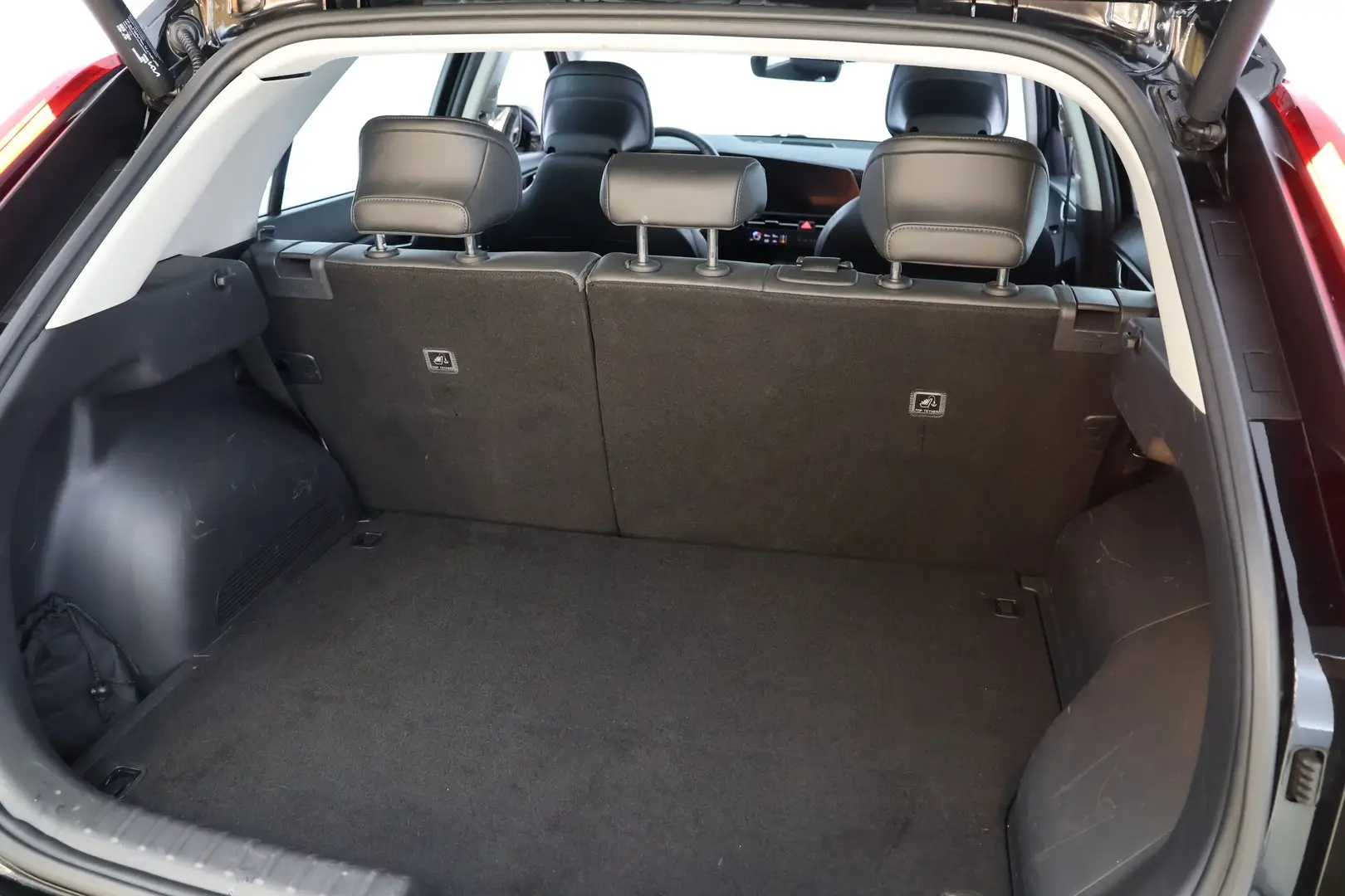Car Image - 2QgLjPWQxruaf6wF6aLM5o