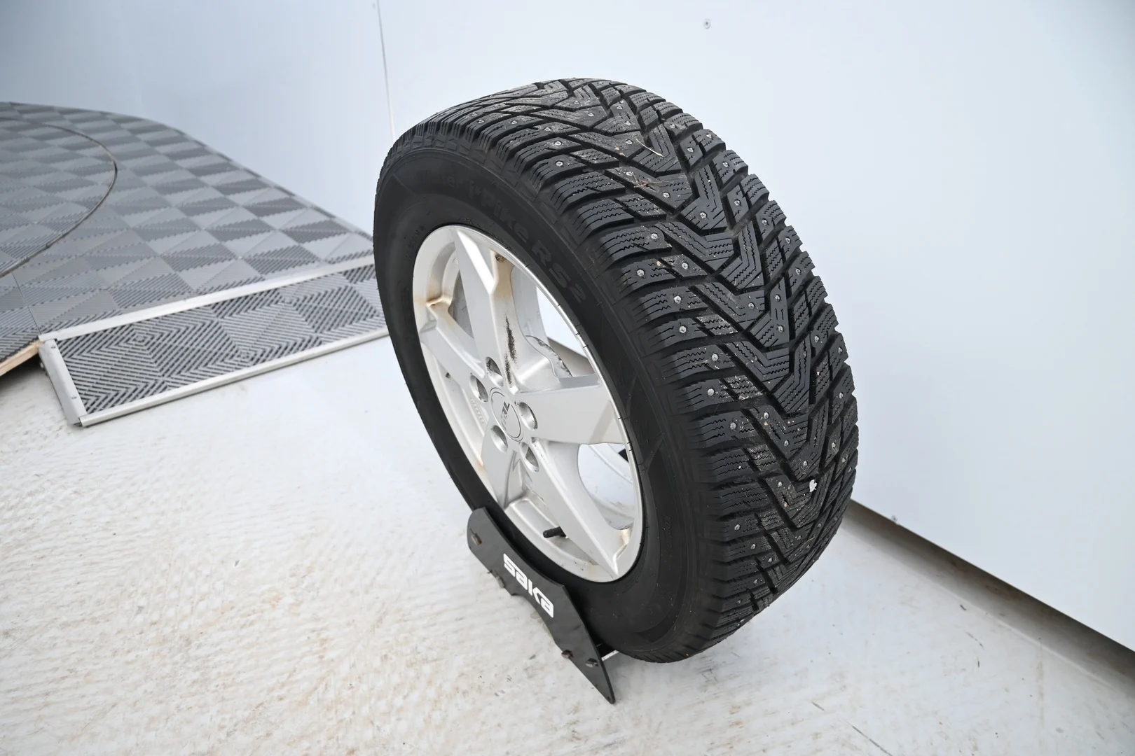 Car Image - 2j2HIMT5A7Anmeu3c7GIie
