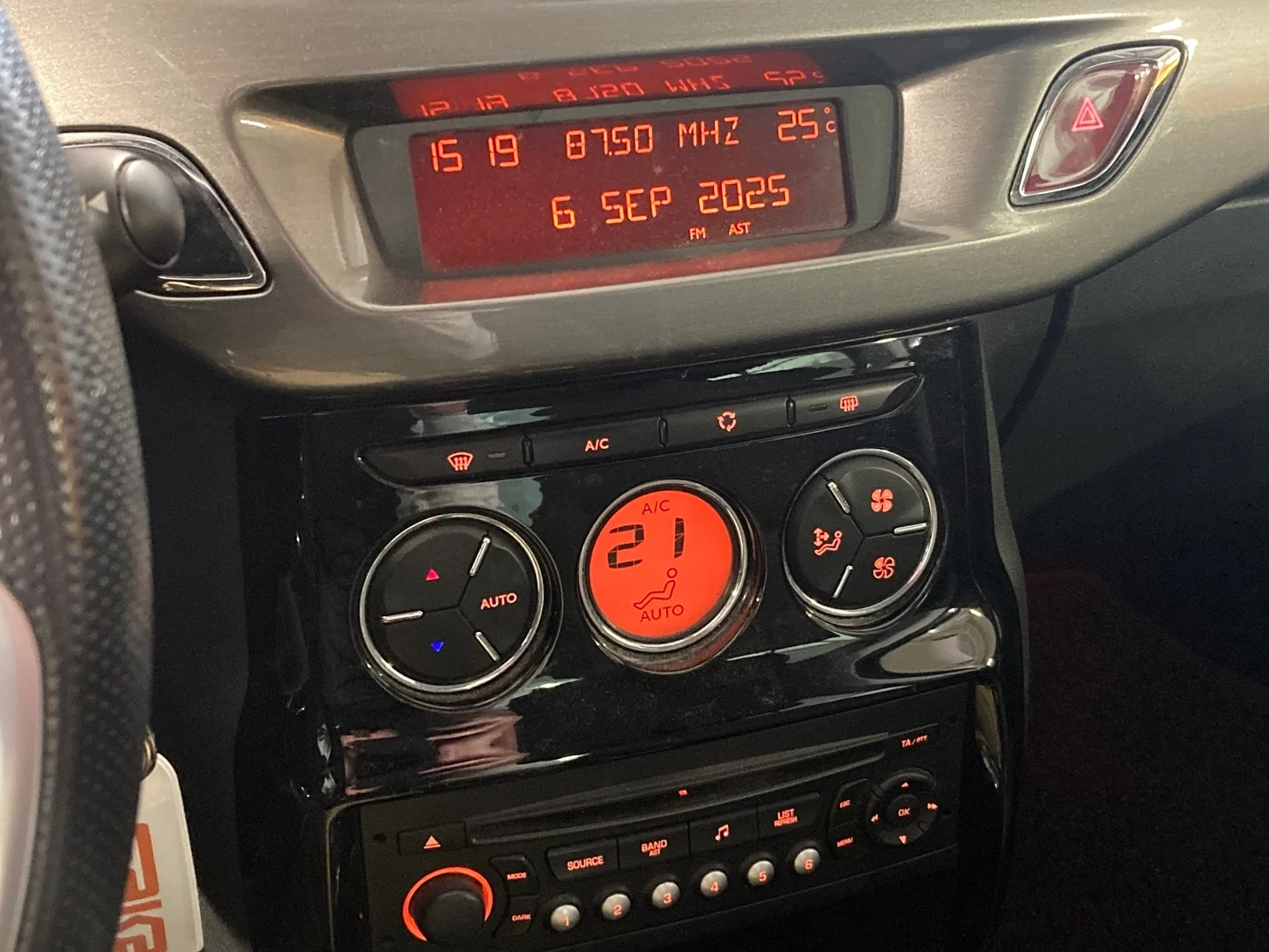 Car Image - 7yOmwbCIsbClB3ZplDAURK