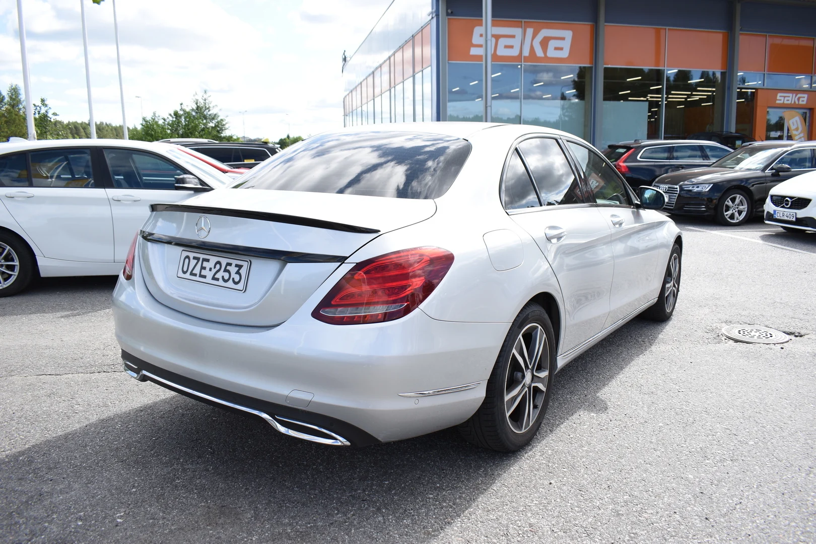 Car Image - nHlCY20xMFOSdvo1LPmbh