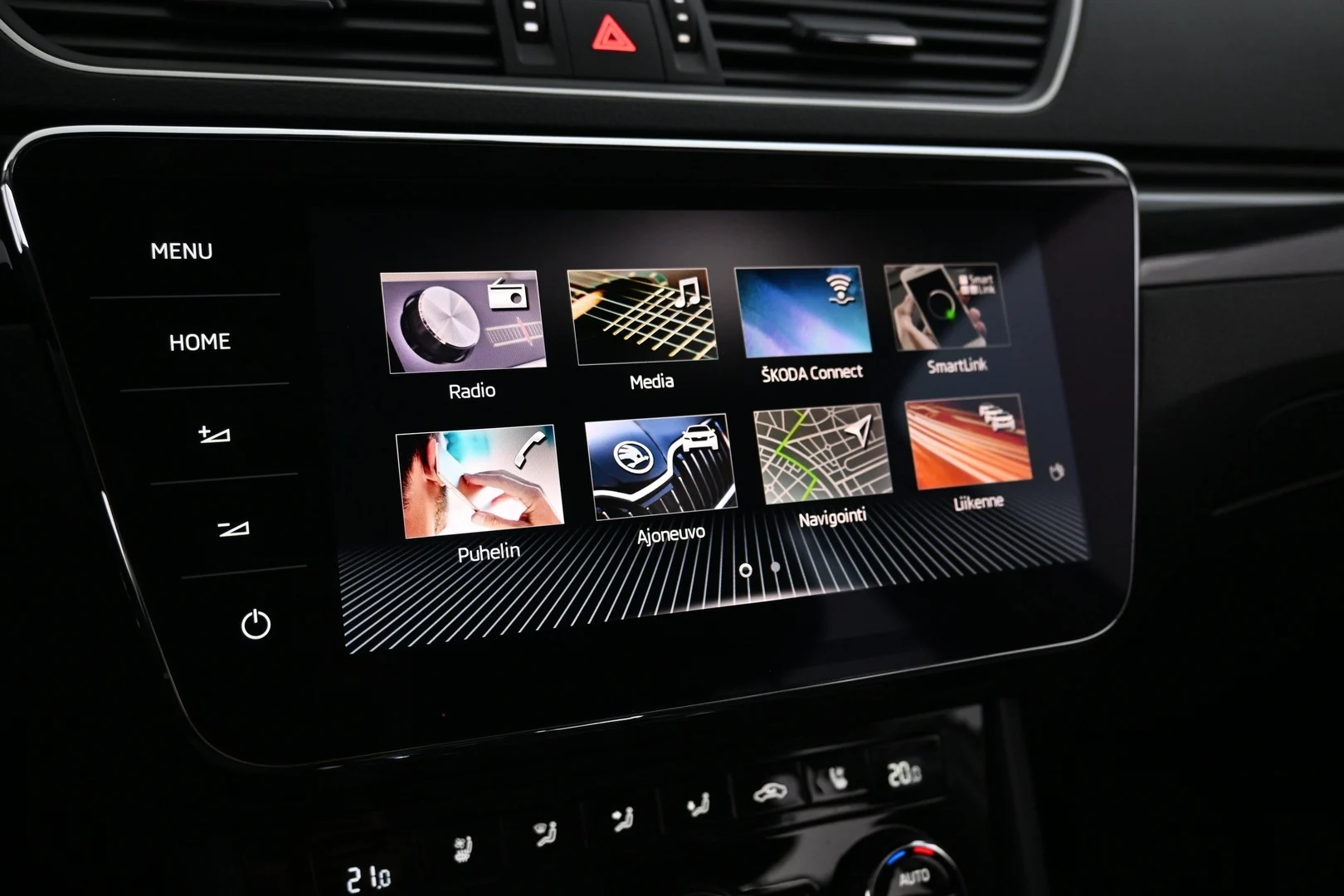 Car Image - 7psH3zEc7lvl0AlSPp0YVG