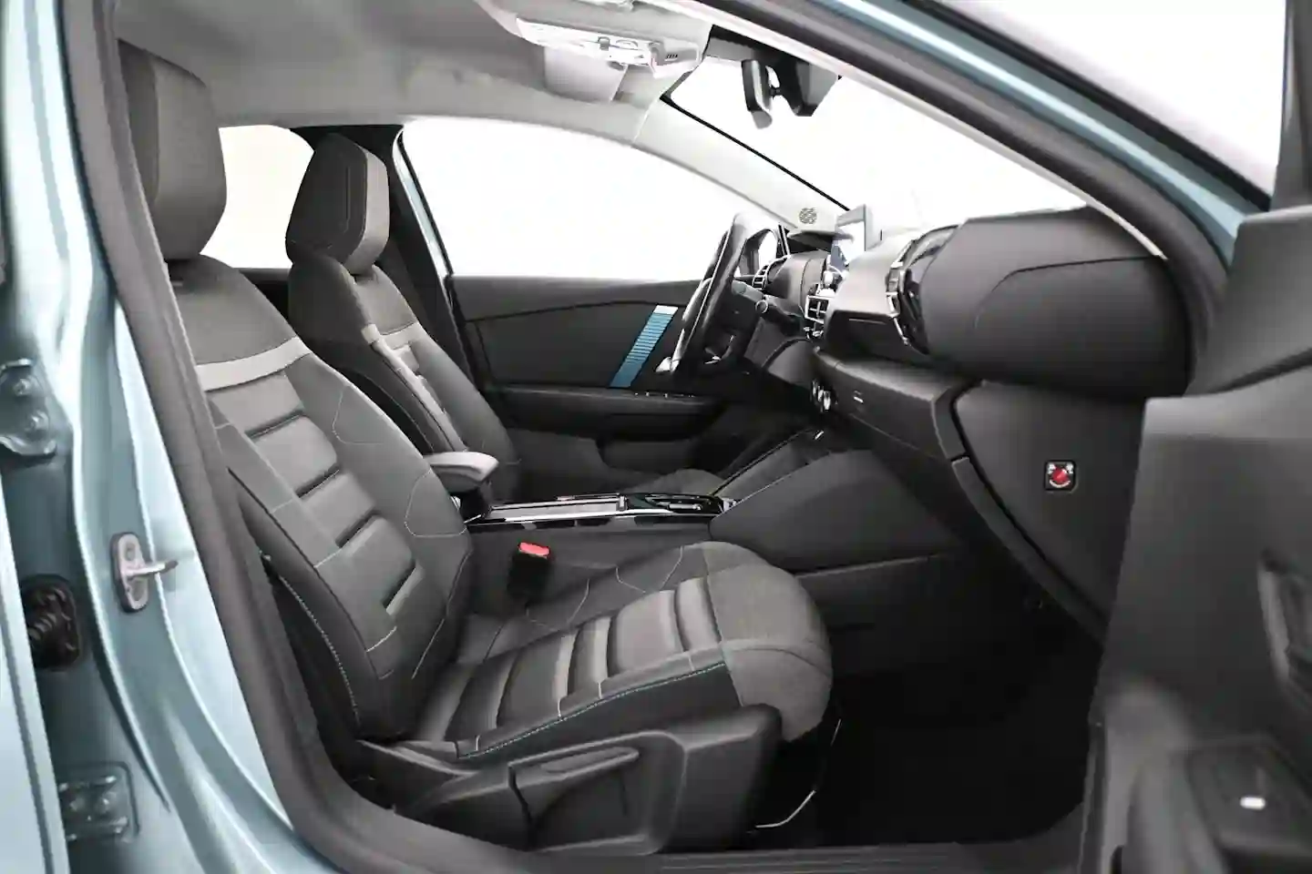 Car Image - 5OosvhAtcPq0XeeXTvP7HP