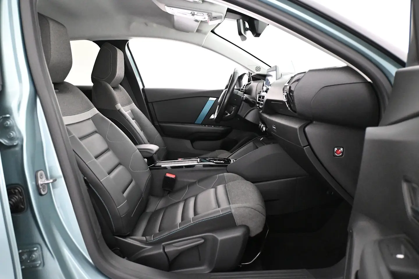 Car Image - 5OosvhAtcPq0XeeXTvP7HP