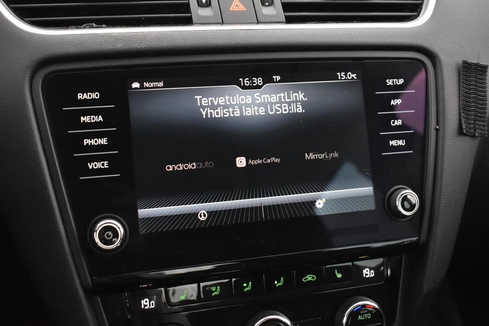 Car Image - 2kxQZzxosUd0VRSseNQTWF