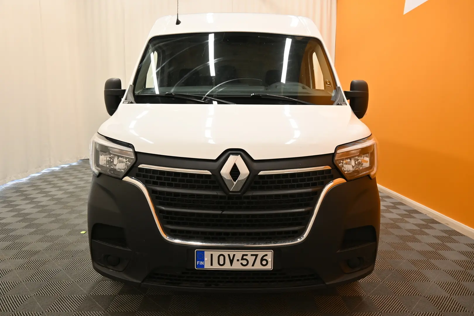 Car Image - 611UnYysxZAL6faQgQ3ple