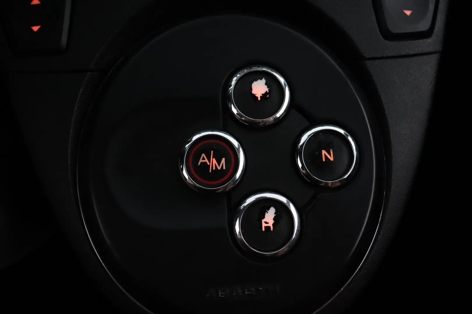 Car Image - 388PBszXSXOueiUE92BCsm