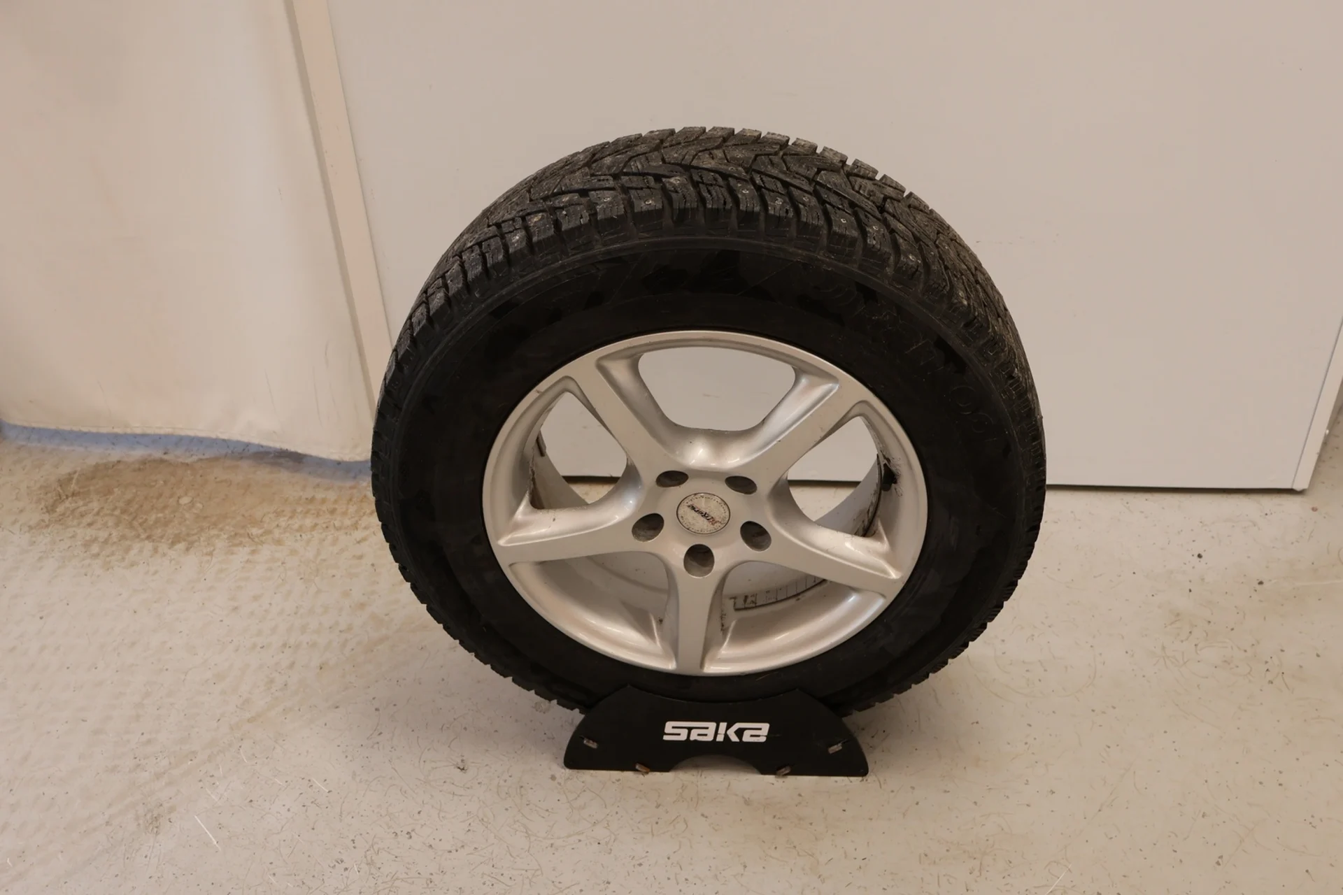 Car Image - QX4YpcJYZbmFztY08fuFj