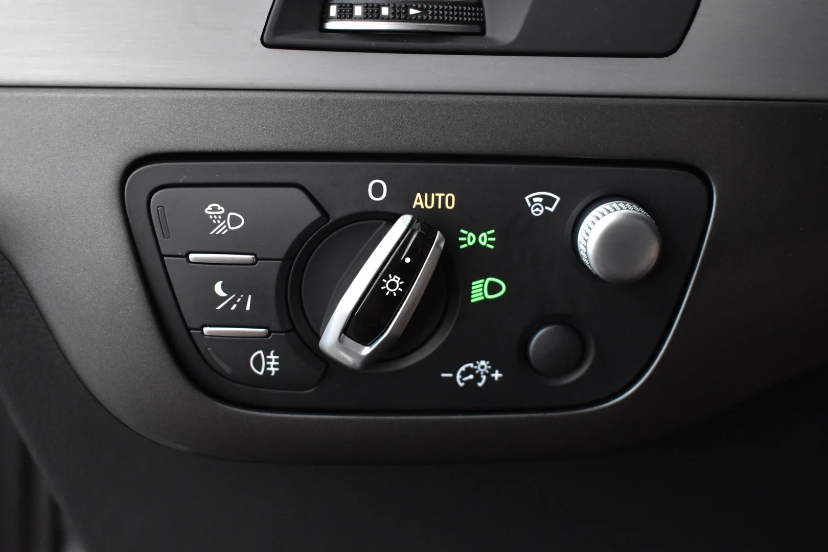 Car Image - 3eriG6w0vRKFIS0kC3oaAQ