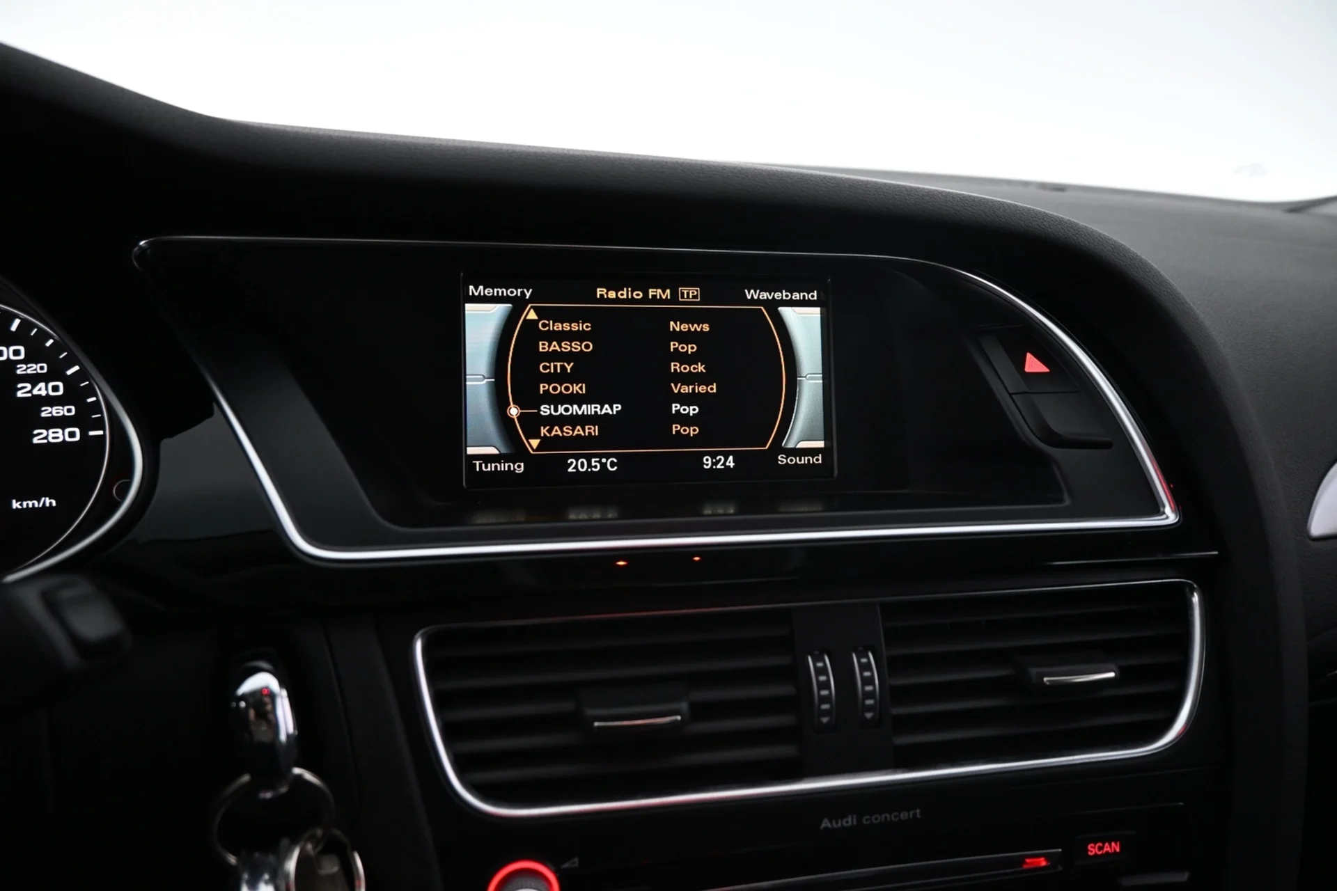 Car Image - 4tfync0TyjOya1I8yAEfxe