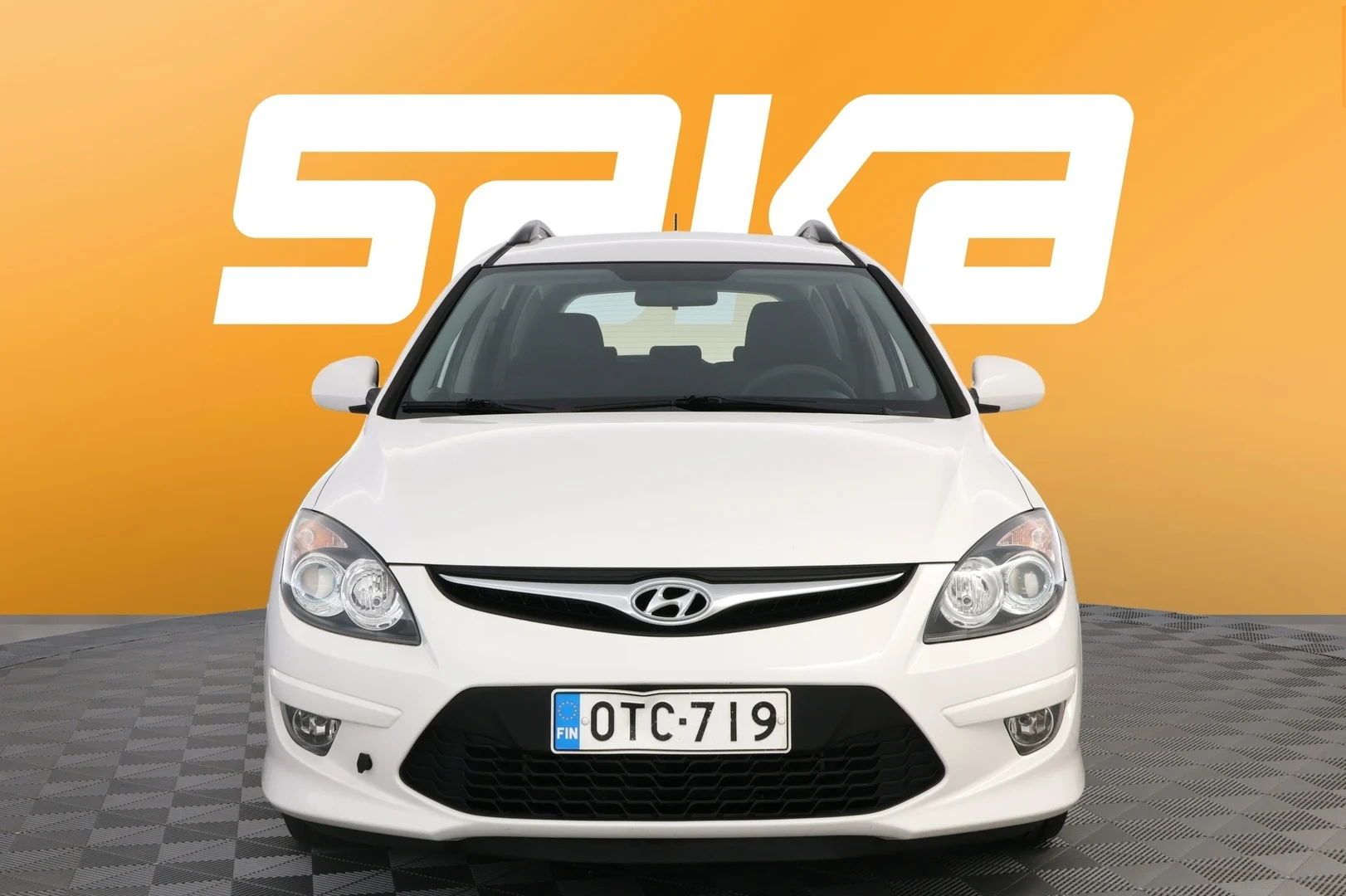 Car Image - NraiB6wjXa3HQwqUMTf60