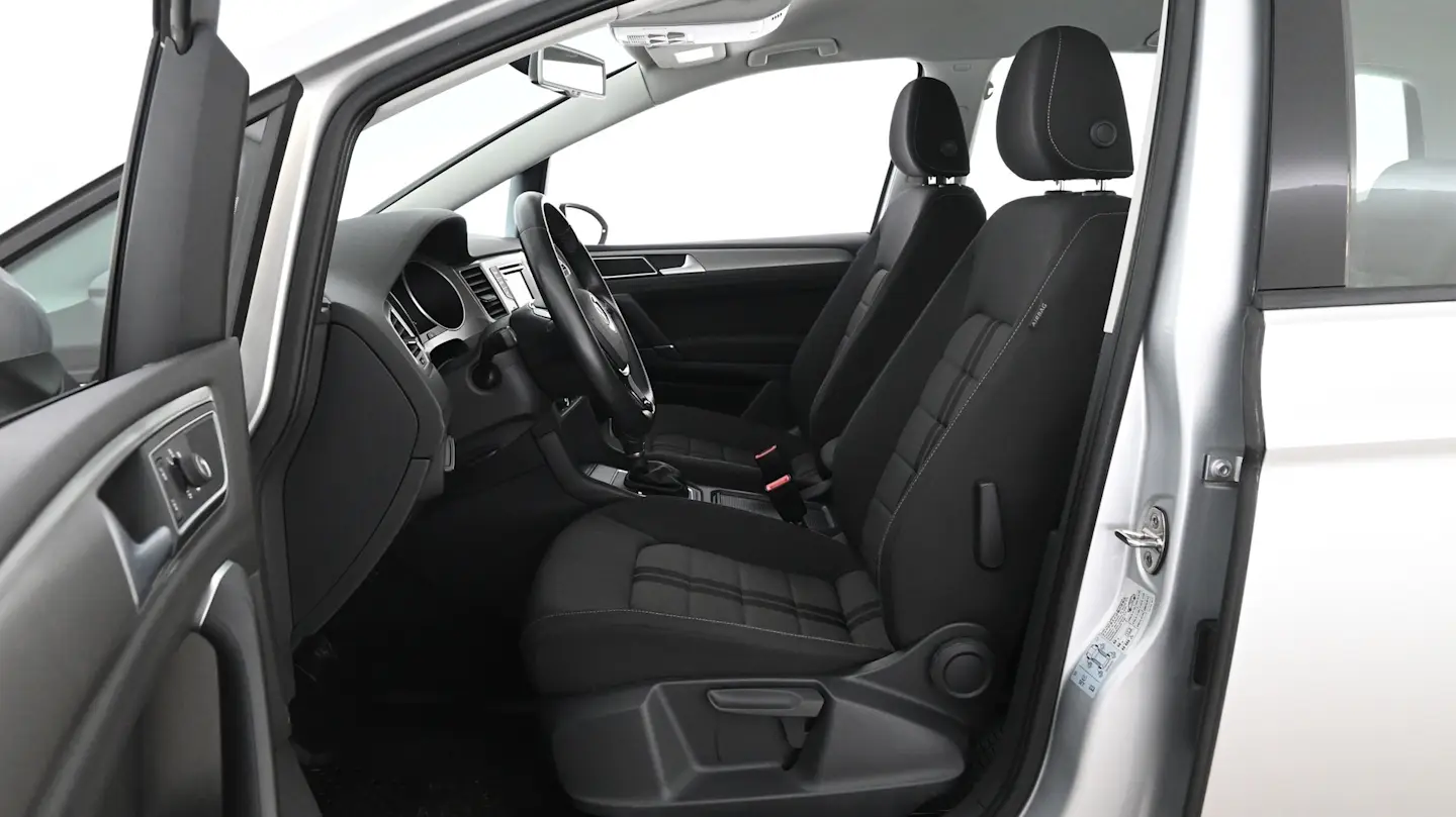 Car Image - 7oD7sFnVH0ZRedHcxm3Ger