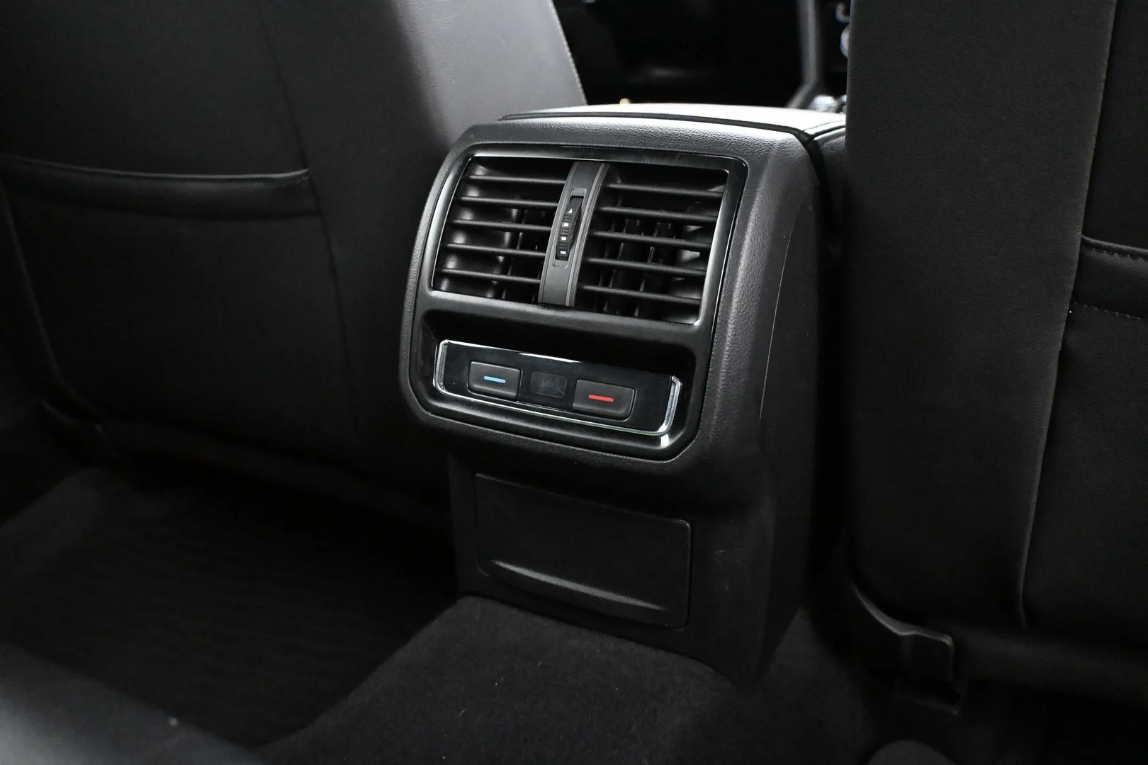 Car Image - 1LtnoyLZX0pyrjpMjGBBvu
