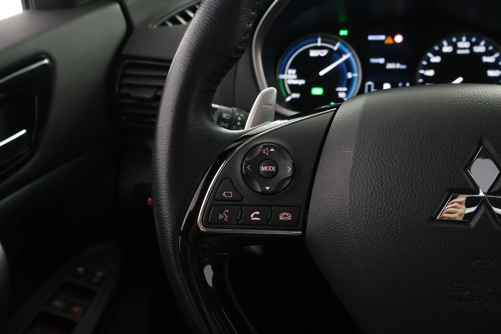 Car Image - 7JLcEJDfgbgz53YjA0FOaC