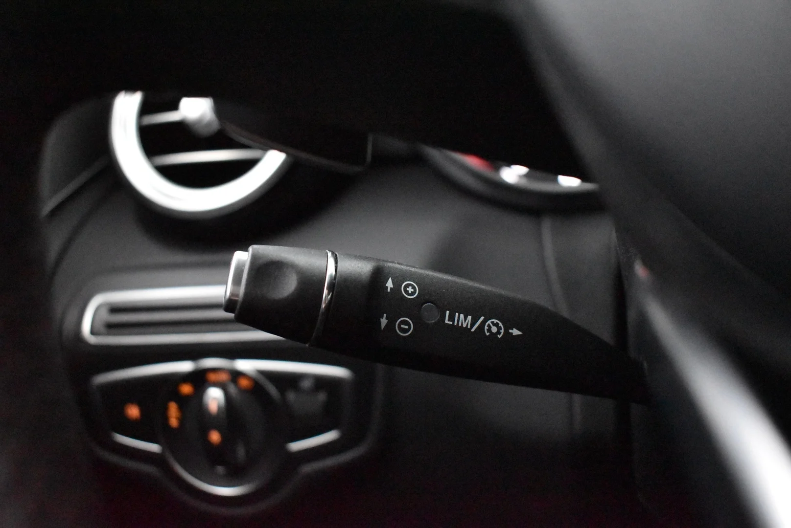 Car Image - 15VFgCm53a0Q9h3qtZnmO6
