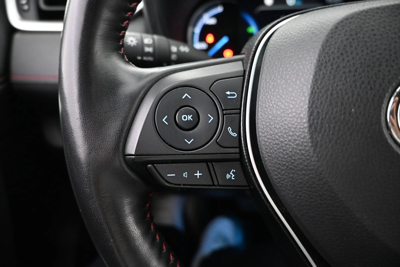 Car Image - 2YYh101bhuSBLneaLWqU1X