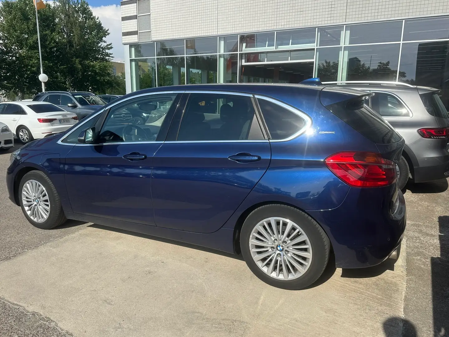 Car Image - 4ceA7vHFjpf2b4BMr7hZ4w