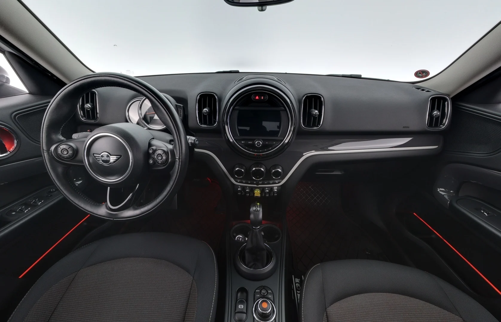 Car Image - XsRW4t33193iU7AcfeZys