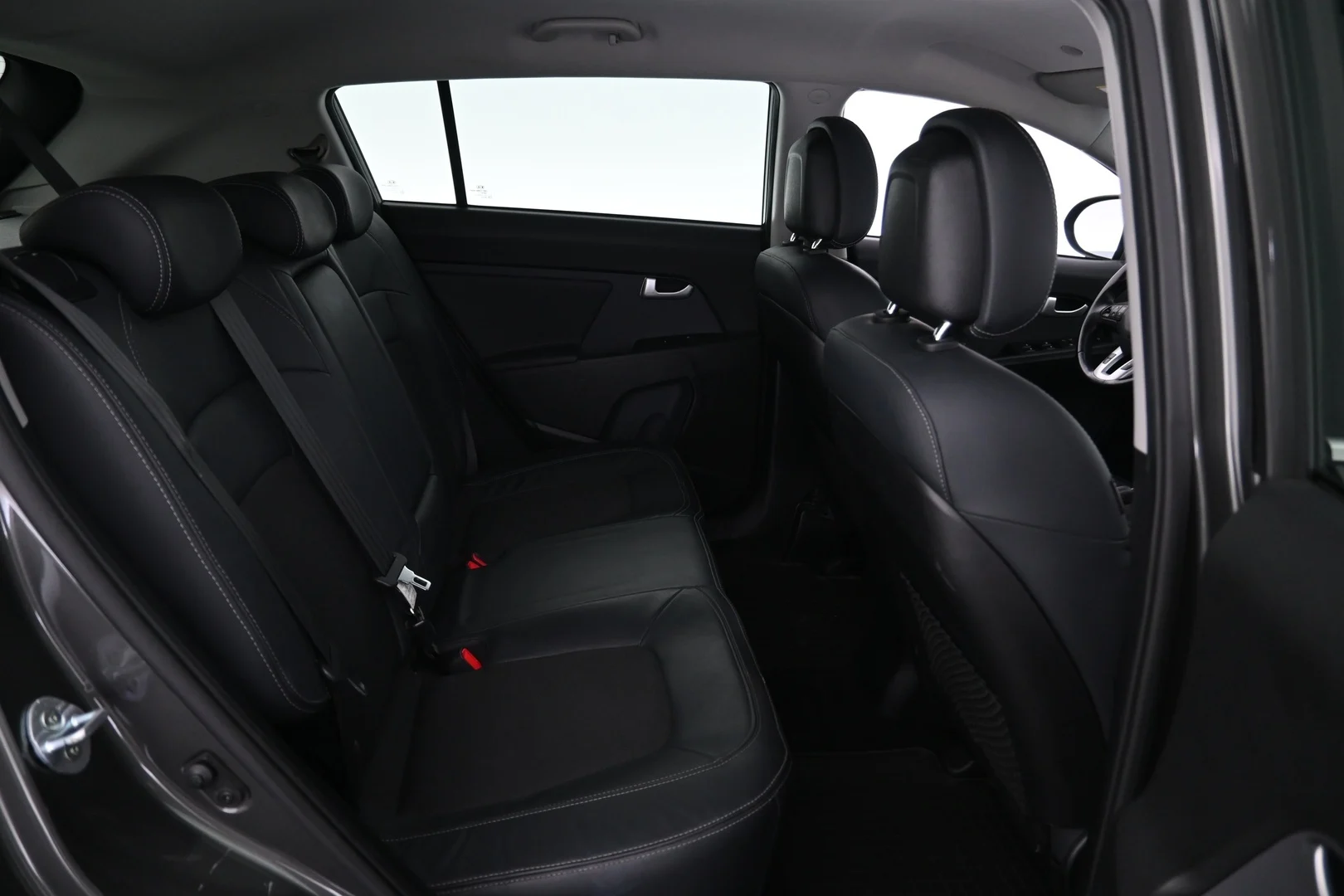 Car Image - 7bsJpUb39fROl6dMJD6Jjw