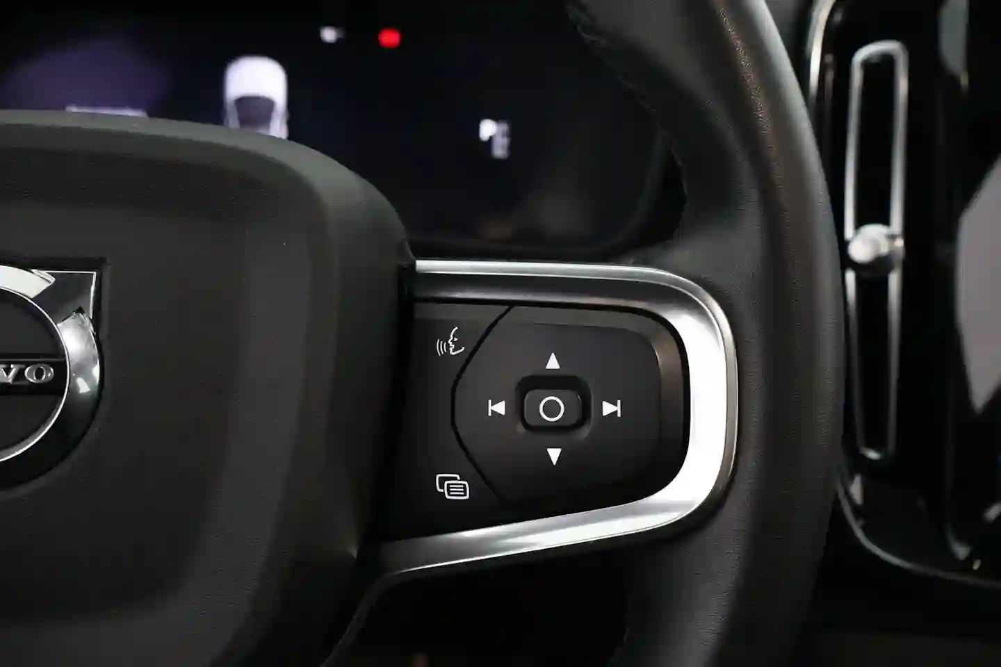 Car Image - 2WEjcSK5gfQeq9K0NFpatK