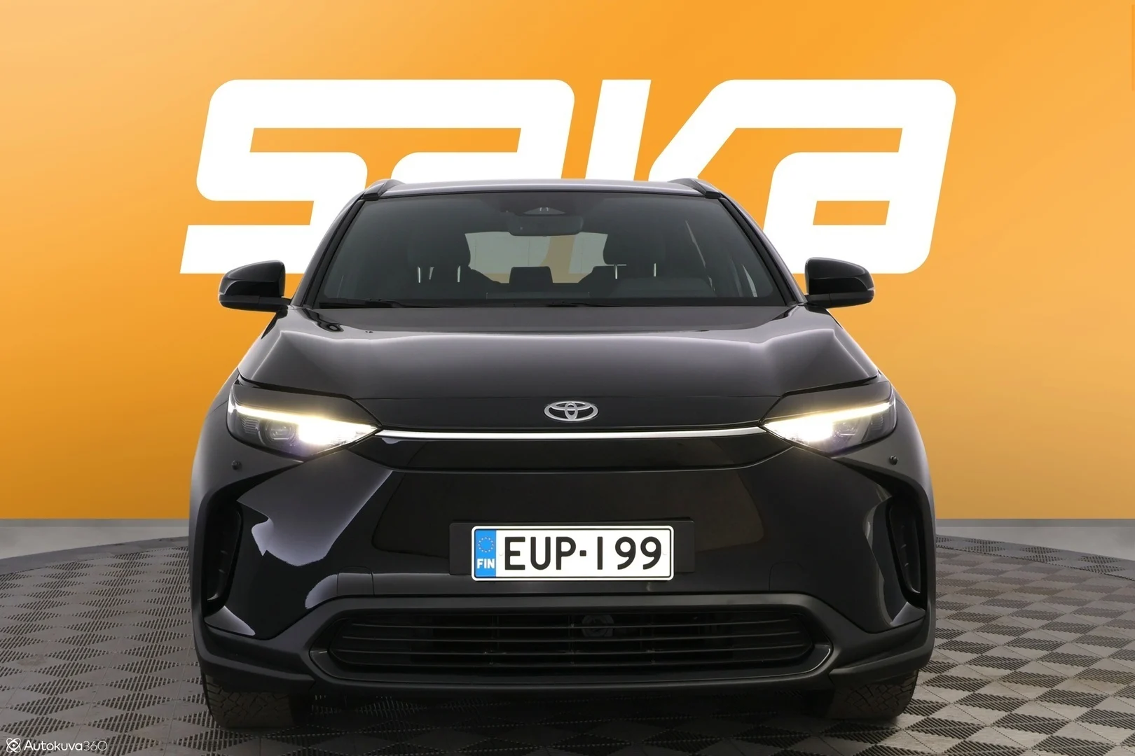 Car Image - 5lMFKIPX3T0vr0YfNatS8X