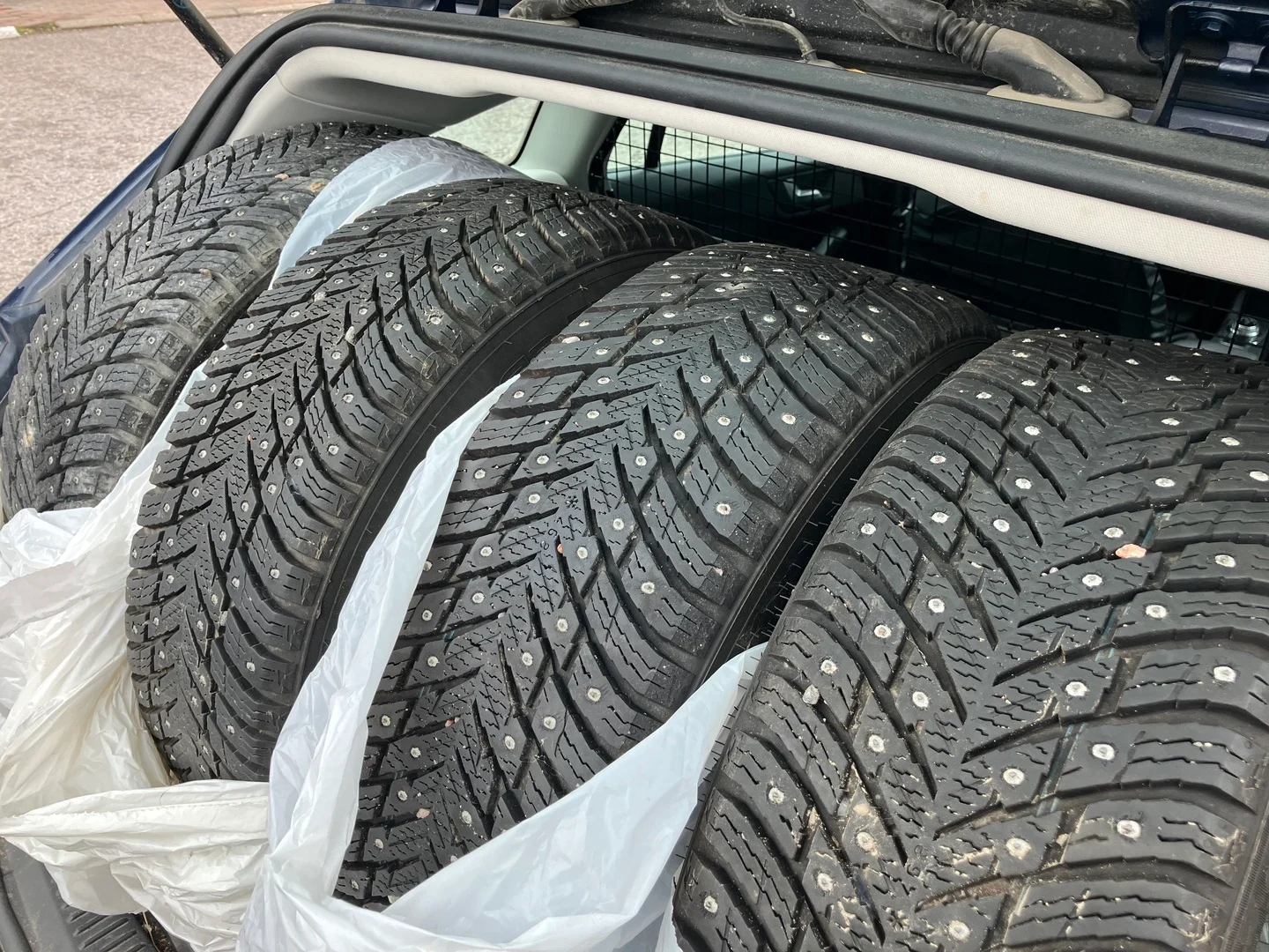 Car Image - 3J4G56J83crNUIbpdjUVsT