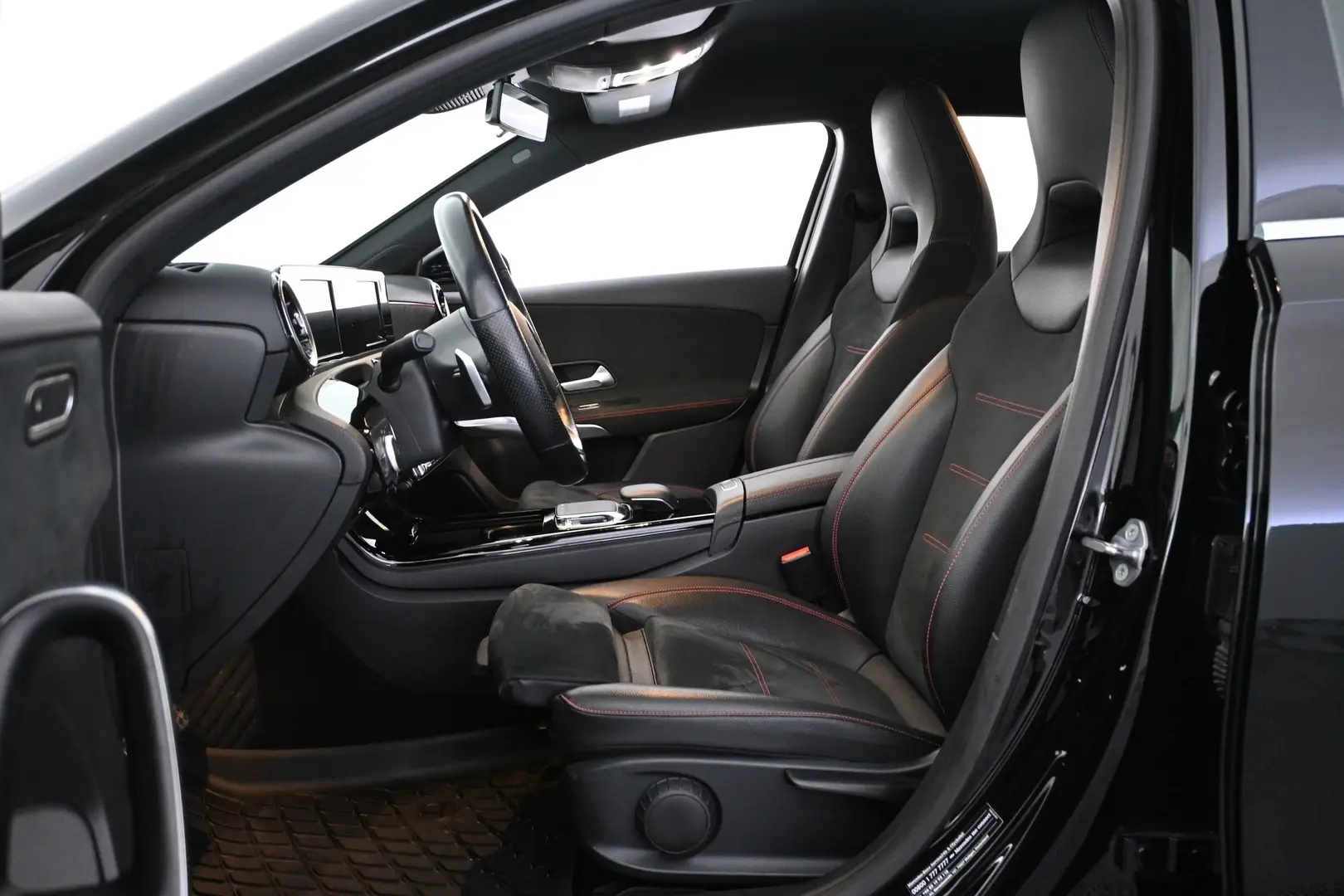 Car Image - 5f3X2RBEfevtFlynzcjPIp