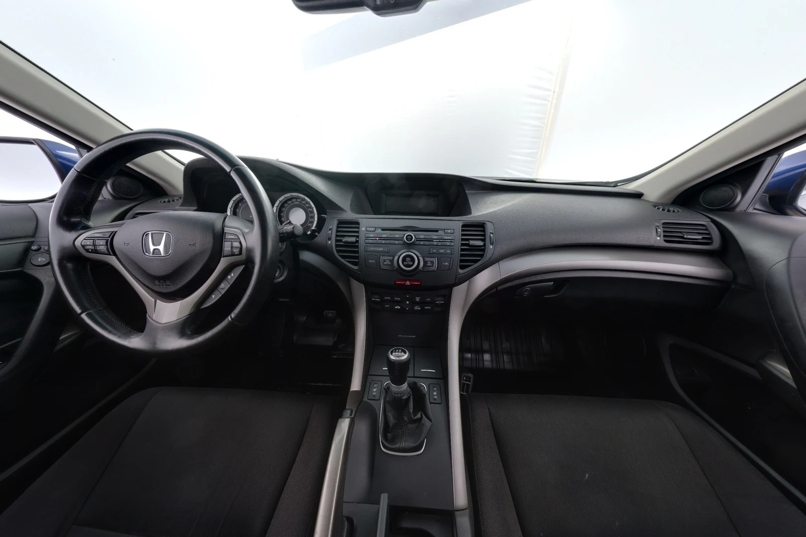 Car Image - 70wOln5cZJMDgBr4DYtQFR
