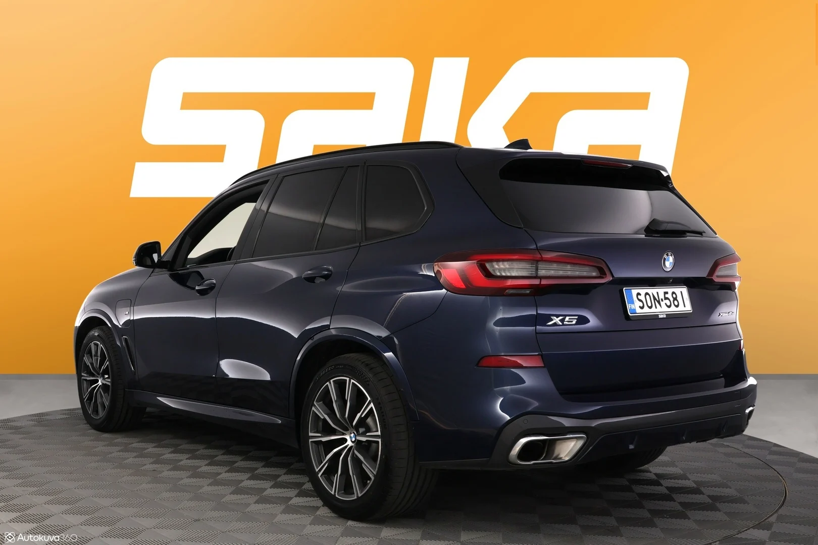 Car Image - 3z18sxEGfI2De7BUXTvgdJ