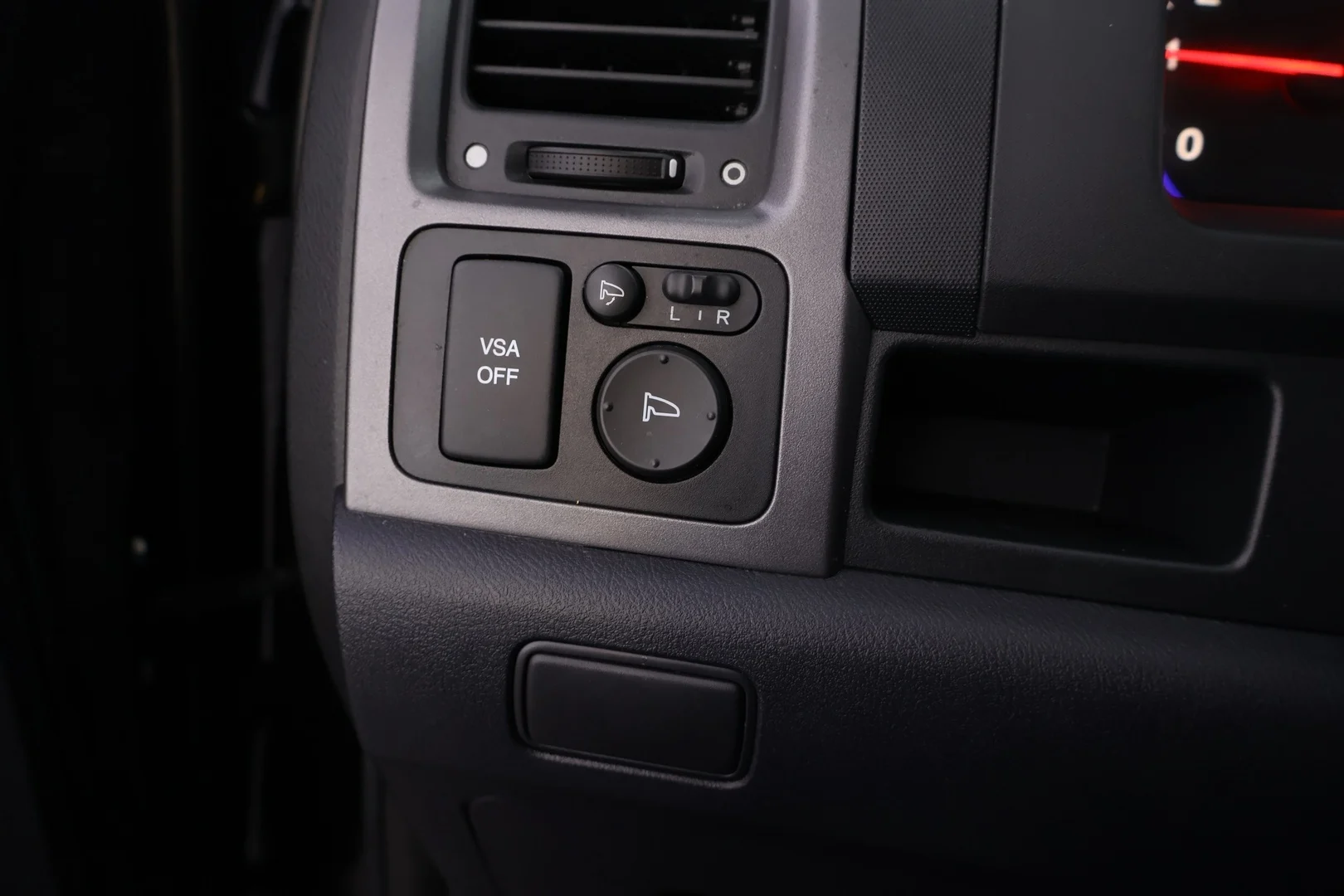 Car Image - 2ECMSZhhe0RBWXvnnfYydI