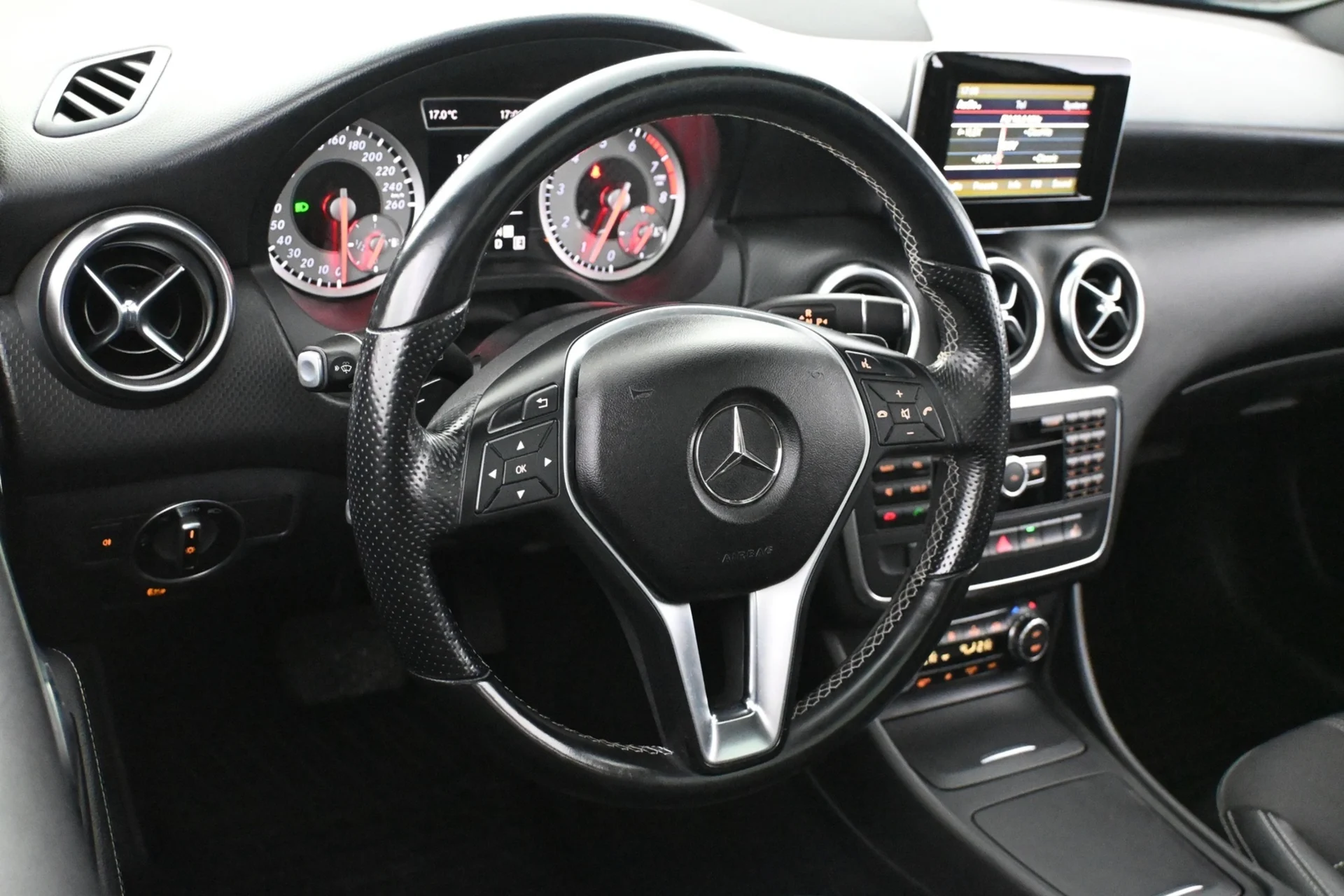 Car Image - 4X3jp2HkW1CxxkjQ1xDvqj